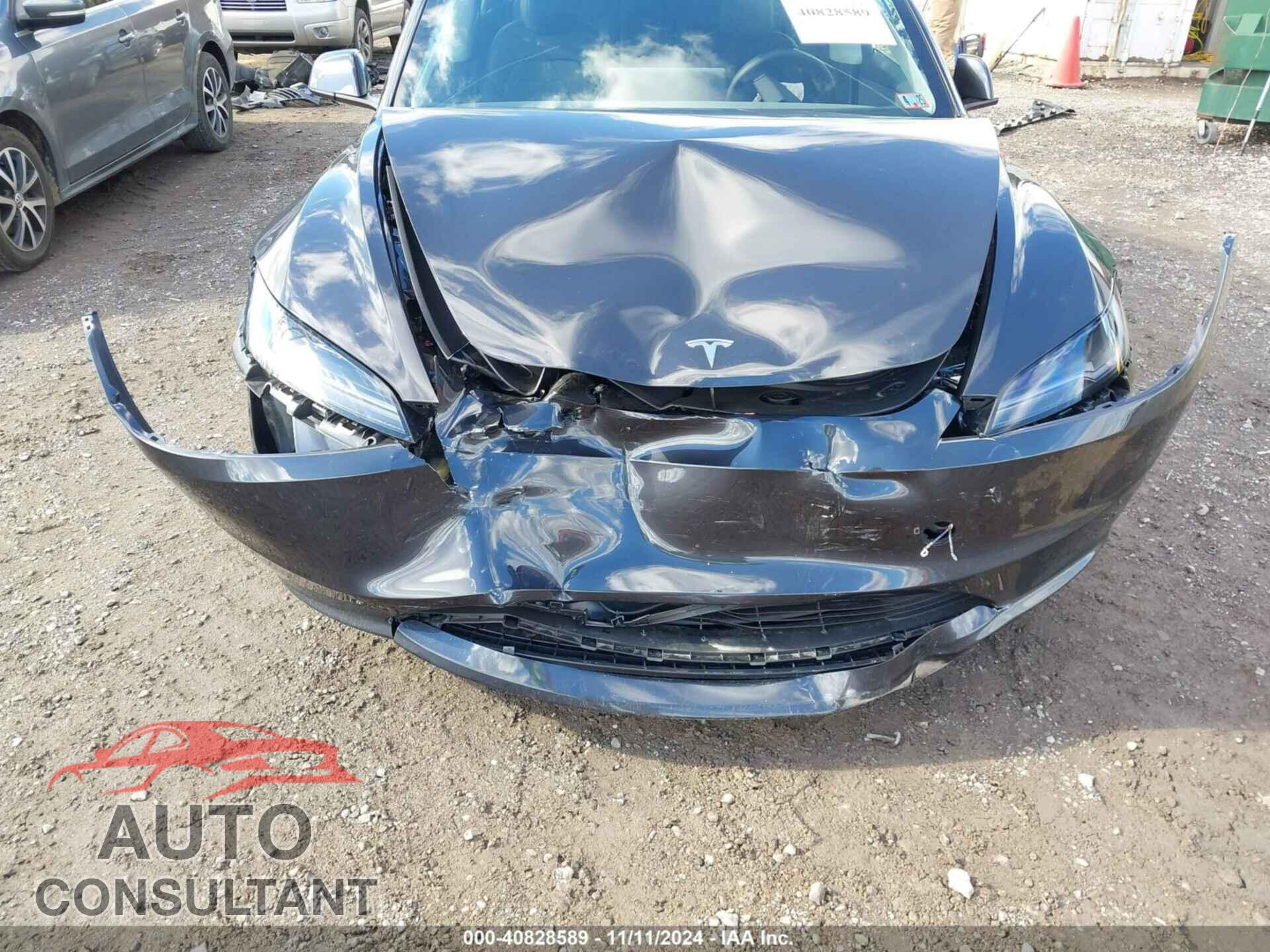 TESLA MODEL 3 2024 - 5YJ3E1EA5RF735545