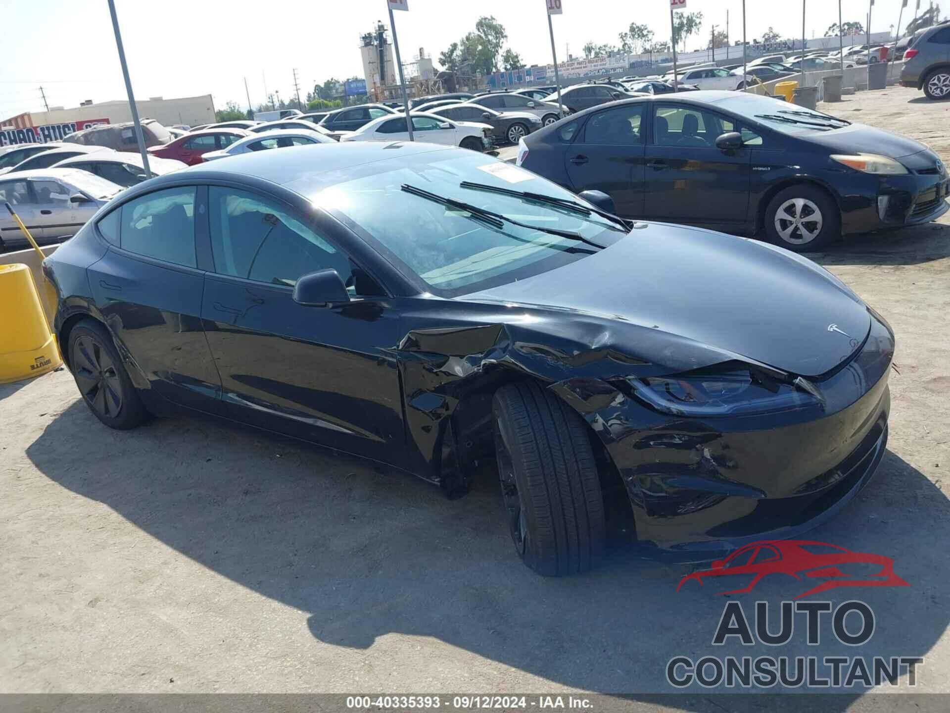 TESLA MODEL 3 2024 - 5YJ3E1EA5RF724139