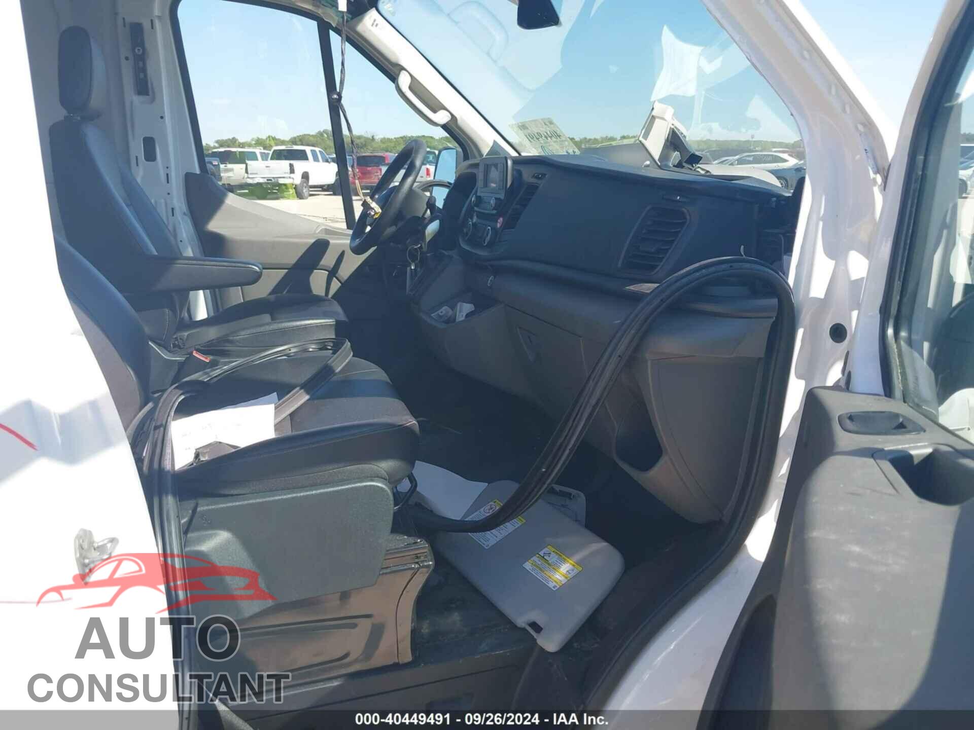 FORD TRANSIT 2023 - 1FTBR2C8XPKB38669