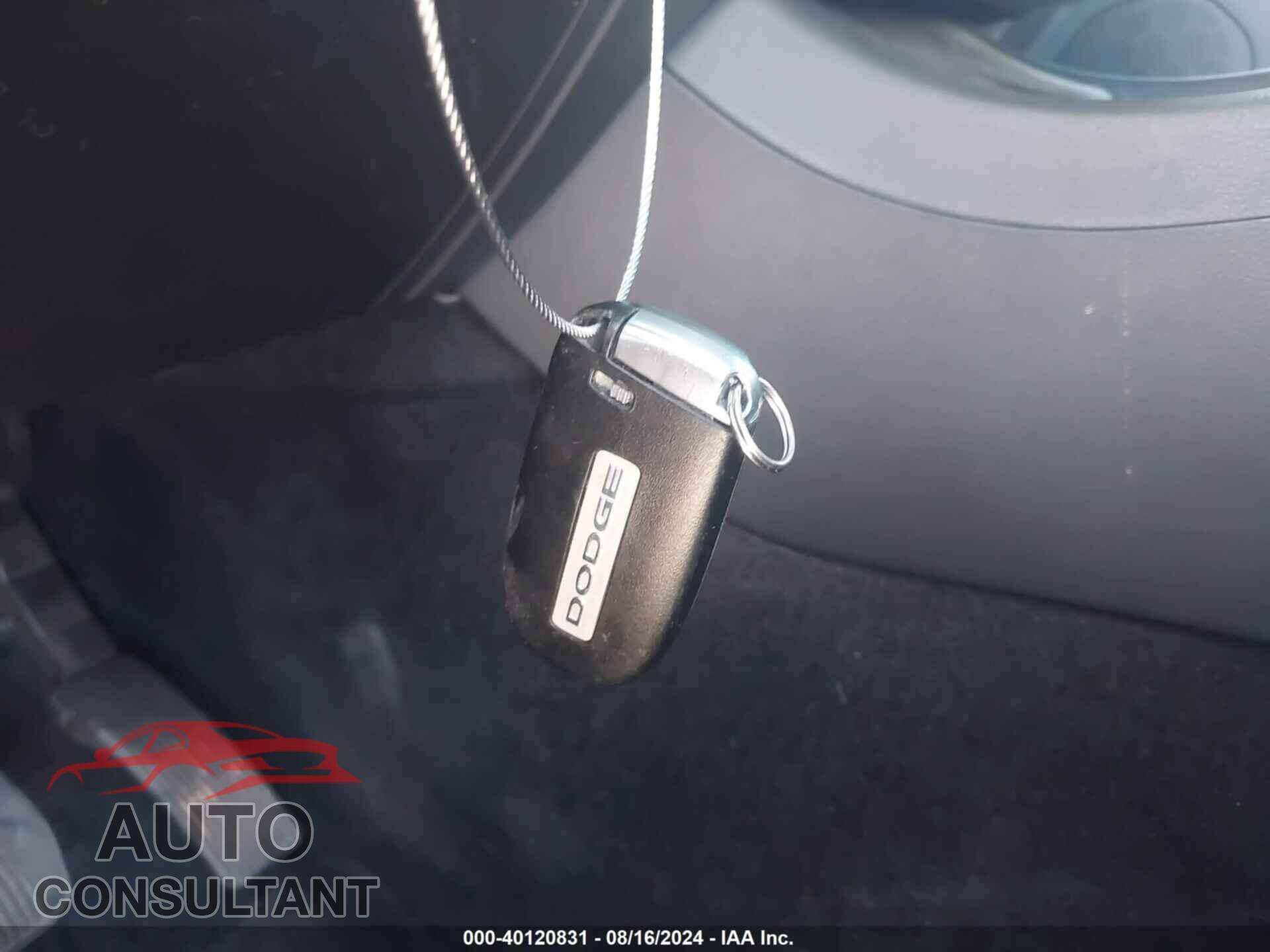 DODGE DURANGO 2018 - 1C4RDJDG8JC366393