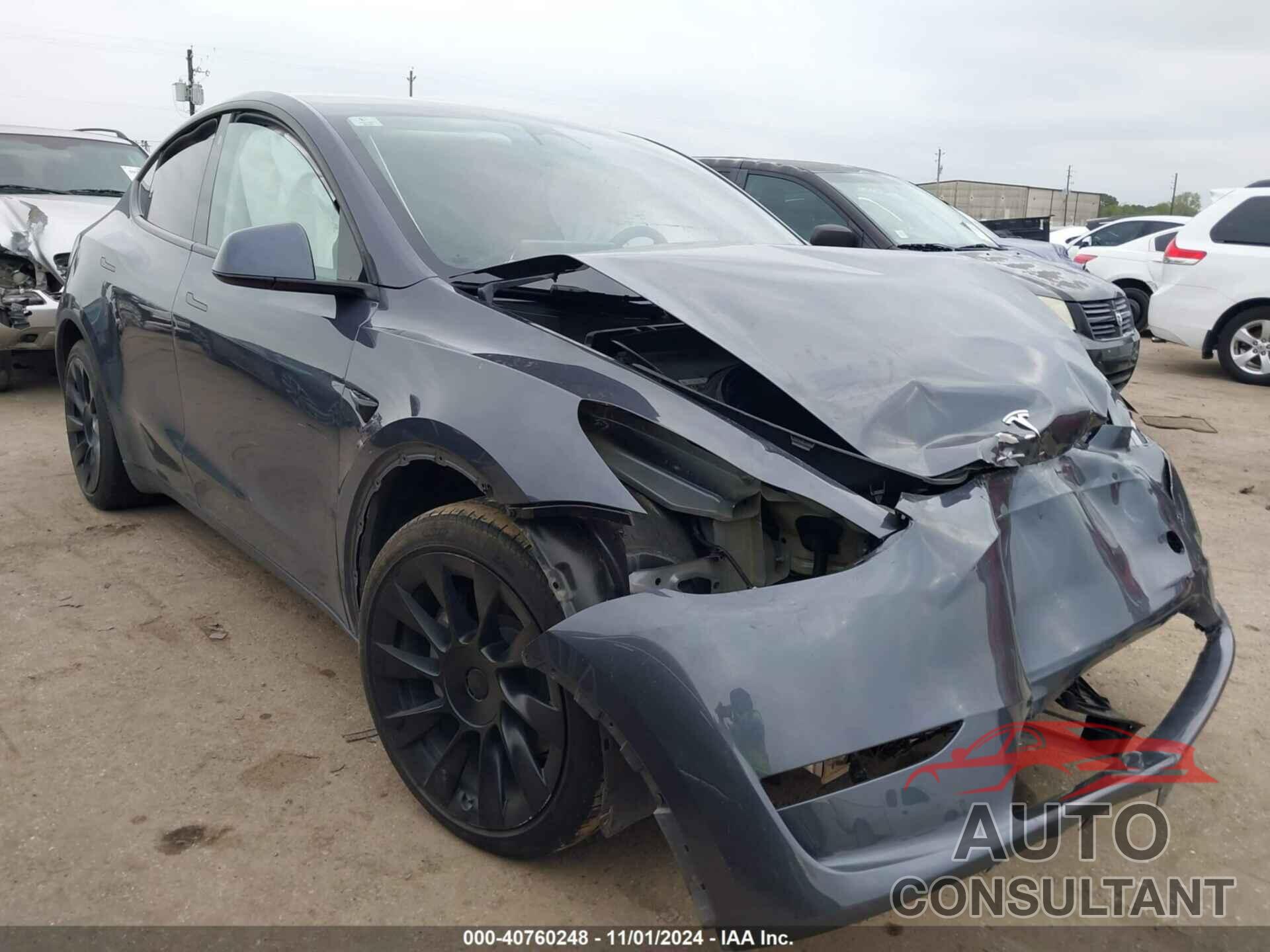 TESLA MODEL Y 2023 - 7SAYGAEE6PF630077