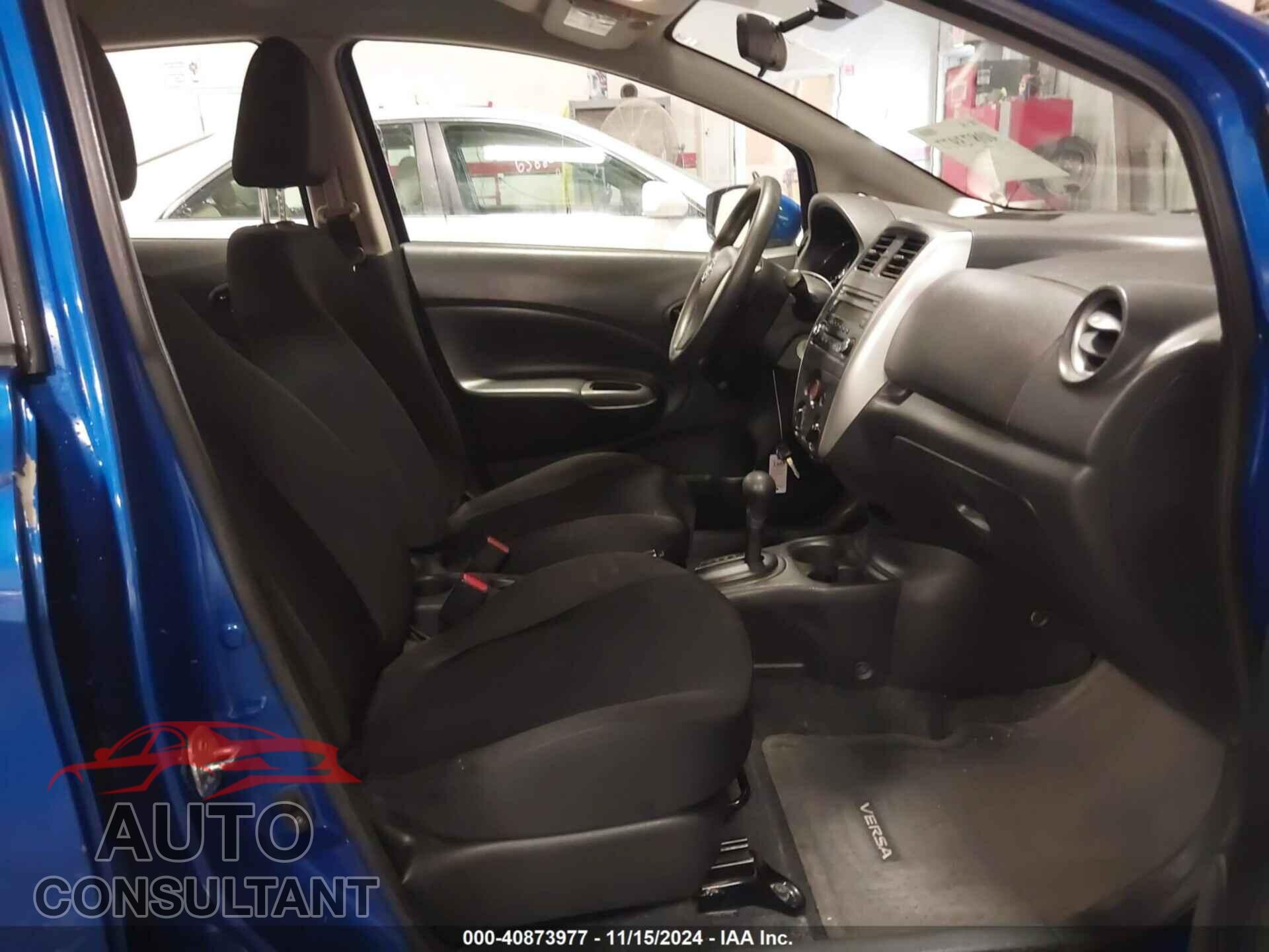 NISSAN VERSA NOTE 2015 - 3N1CE2CP6FL410724