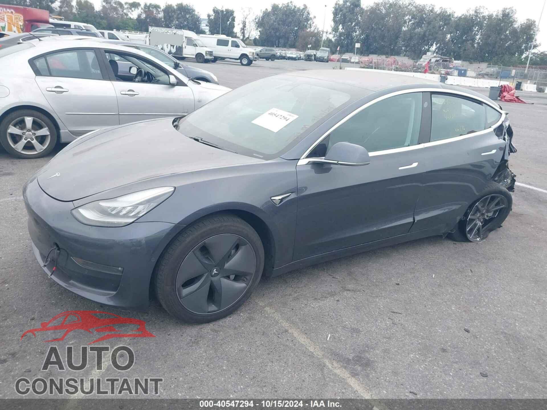 TESLA MODEL 3 2018 - 5YJ3E1EA8JF123909