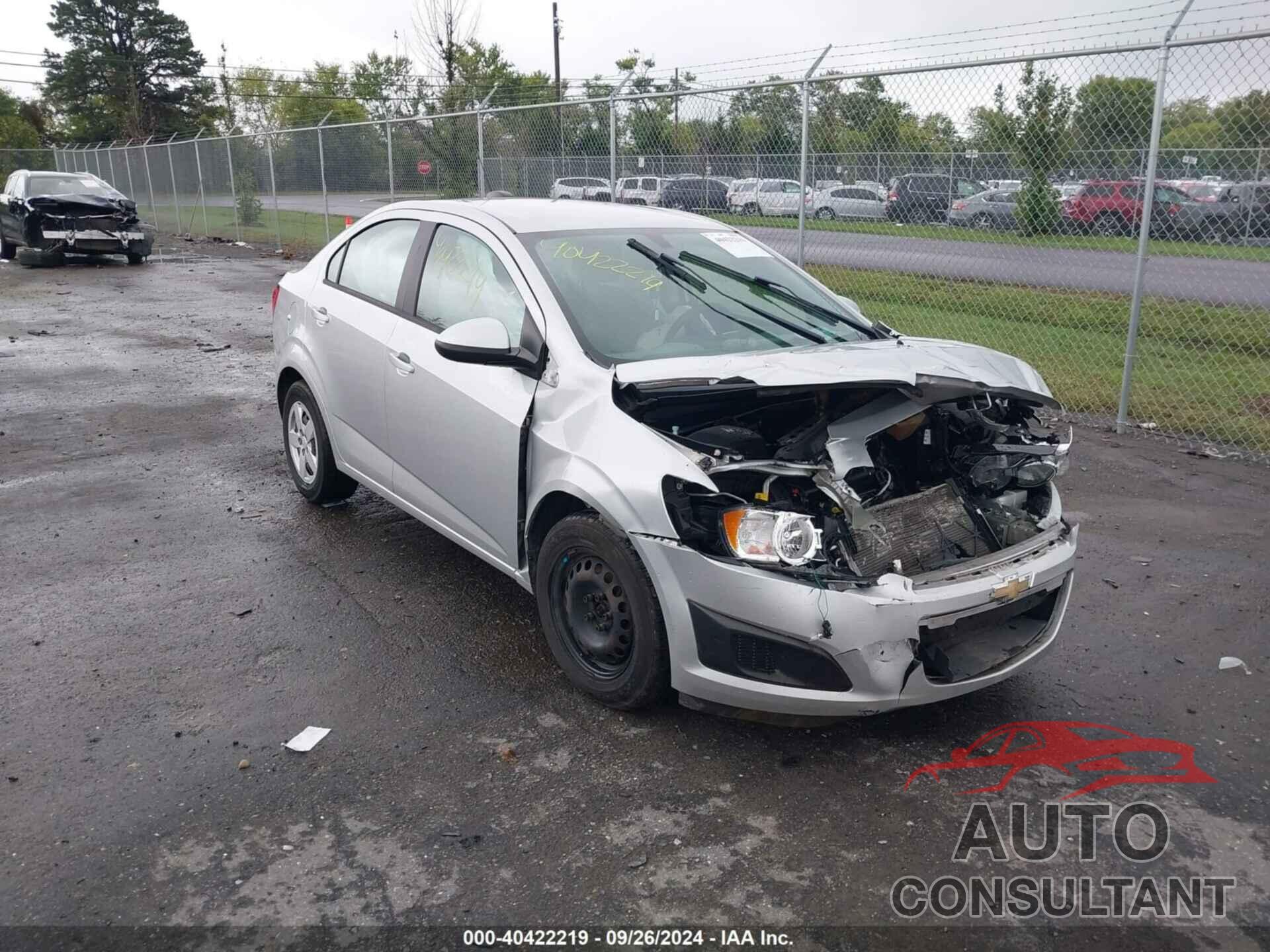 CHEVROLET SONIC 2016 - 1G1JA5SH0G4112438