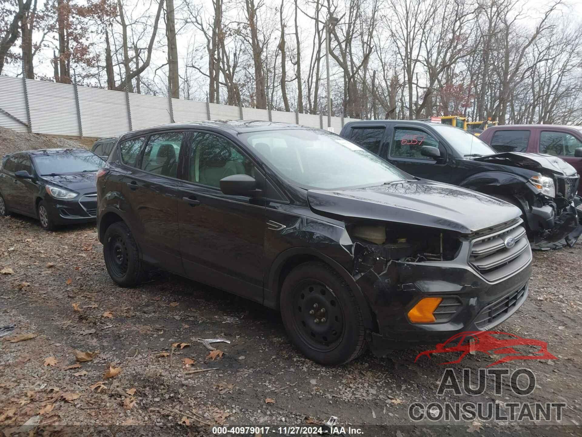FORD ESCAPE 2018 - 1FMCU0F7XJUA70021