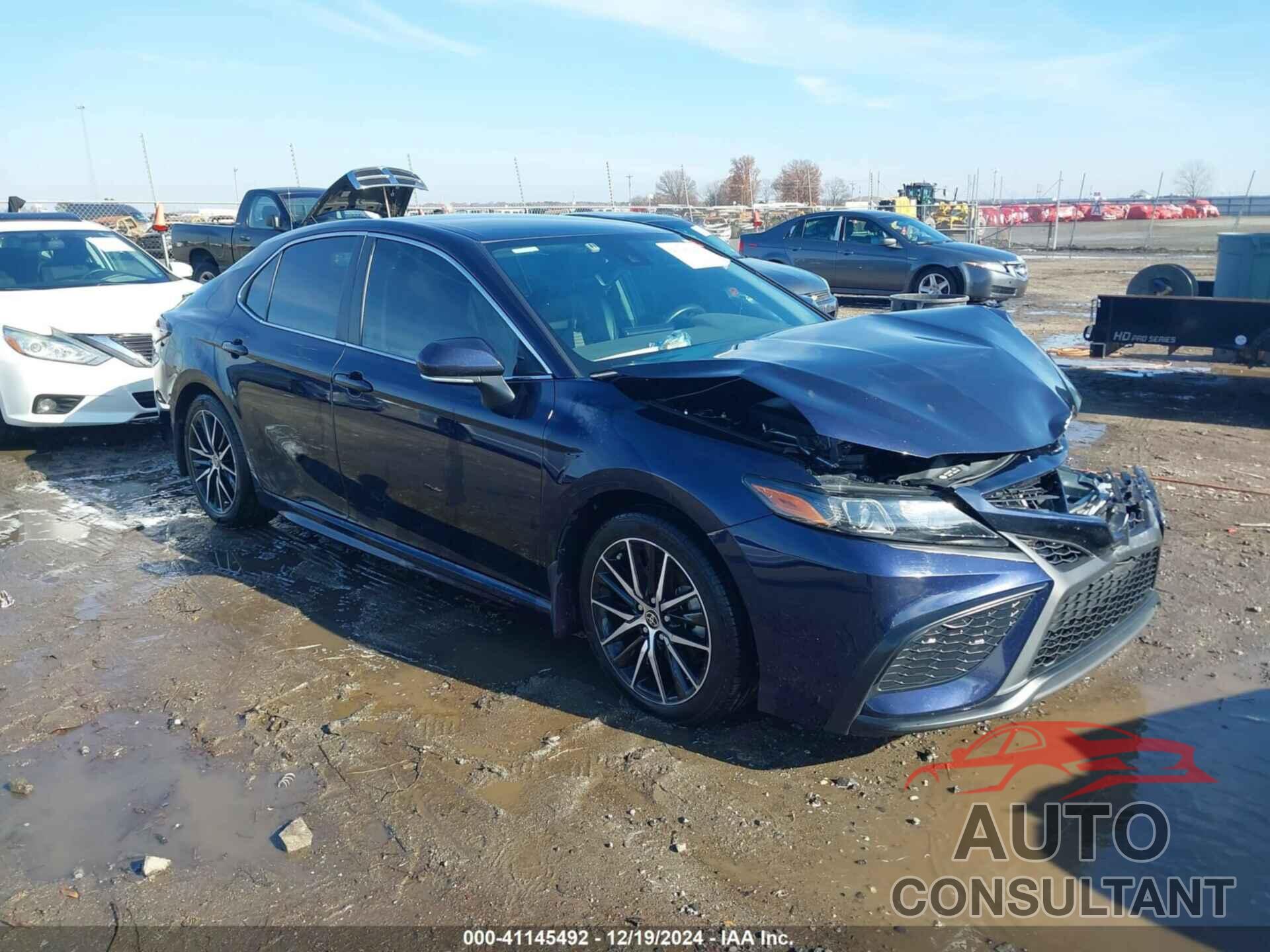 TOYOTA CAMRY 2022 - 4T1T11BK9NU052589