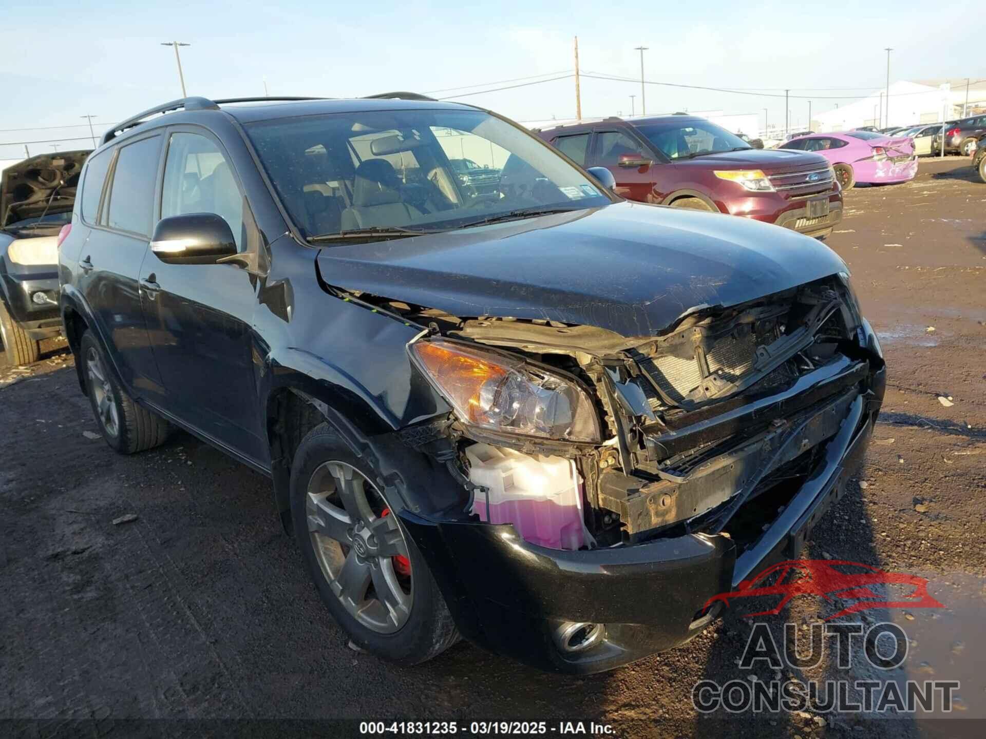 TOYOTA RAV4 2011 - JTMRF4DV0B5045495