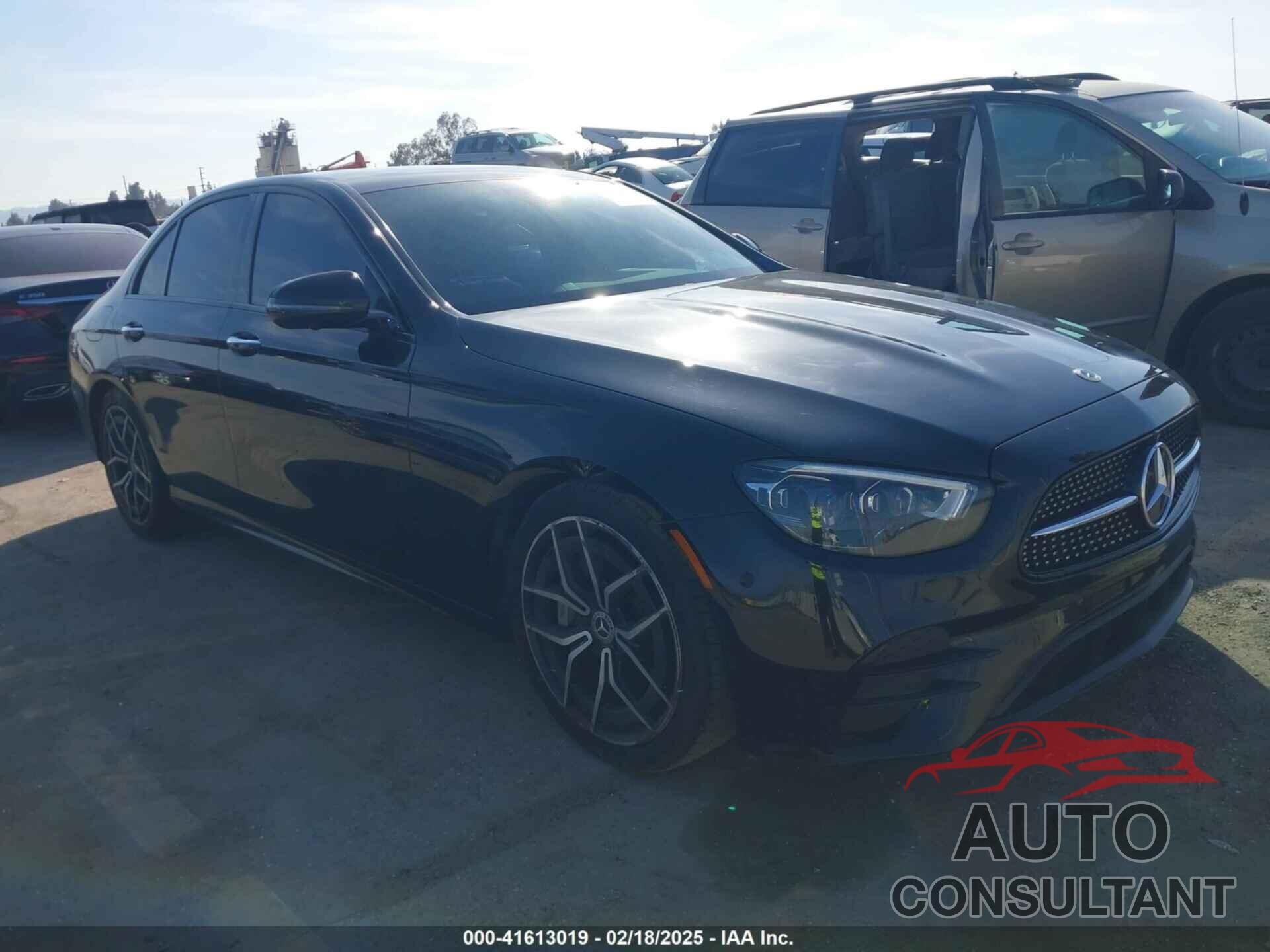 MERCEDES-BENZ E 350 2022 - W1KZF8DB5NB049597