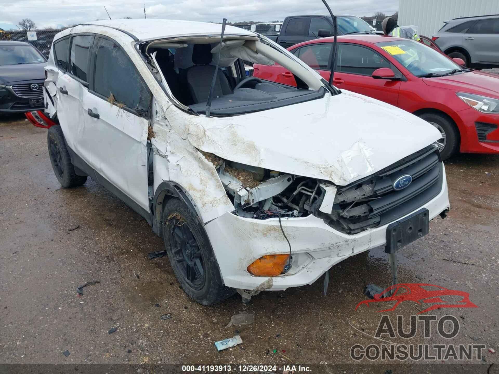 FORD ESCAPE 2019 - 1FMCU0F78KUB00165