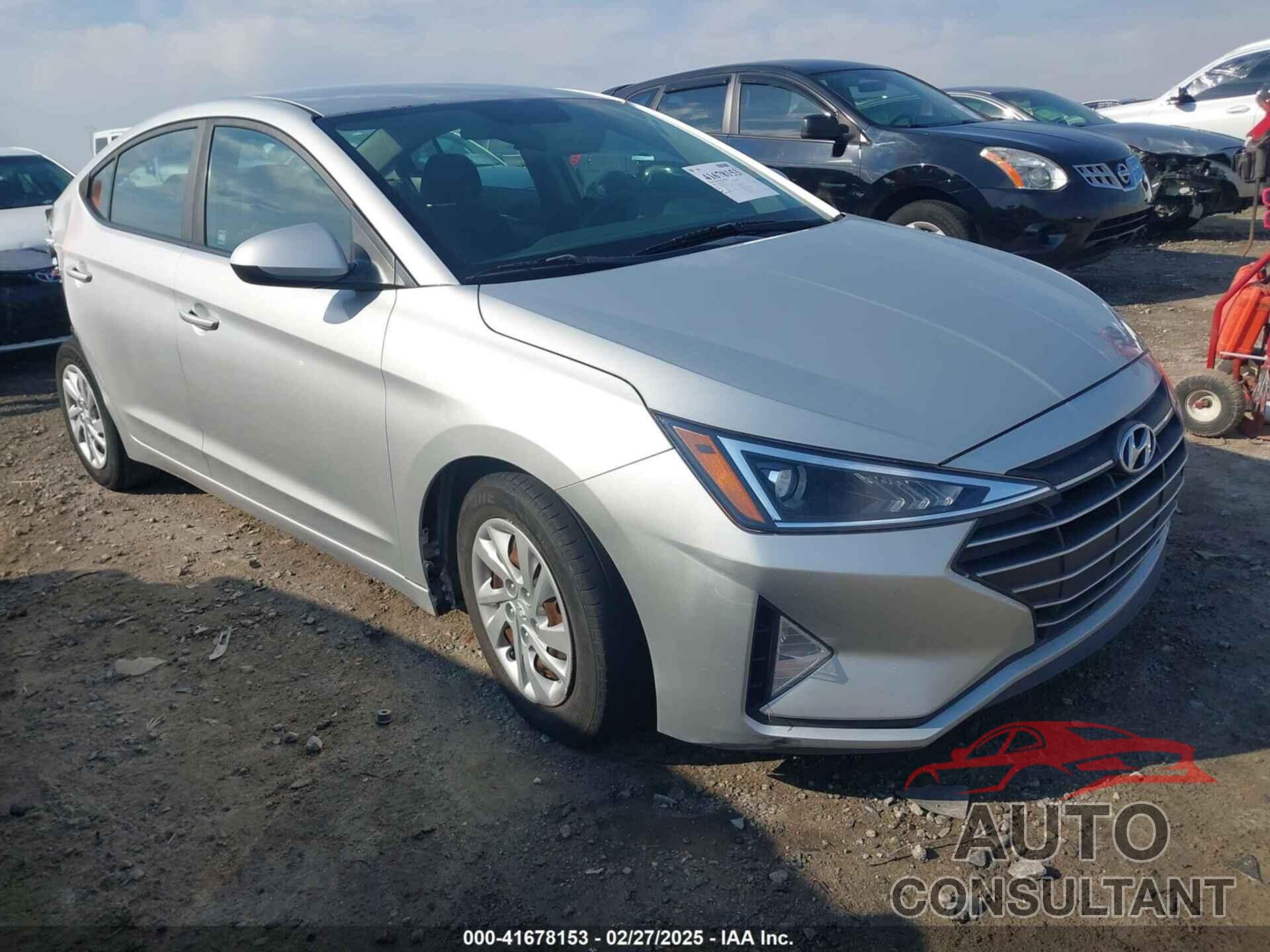 HYUNDAI ELANTRA 2019 - 5NPD74LF0KH433862