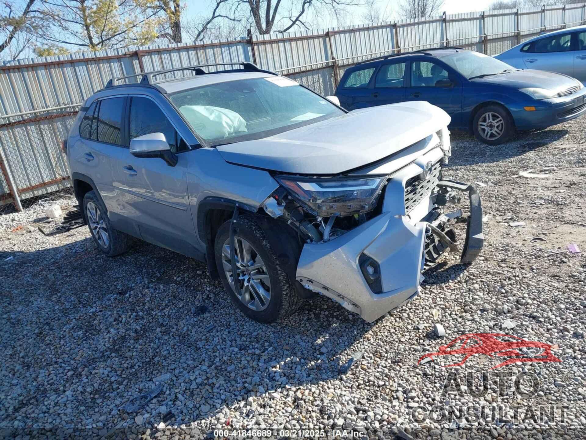 TOYOTA RAV4 2024 - 2T3C1RFV9RW350060