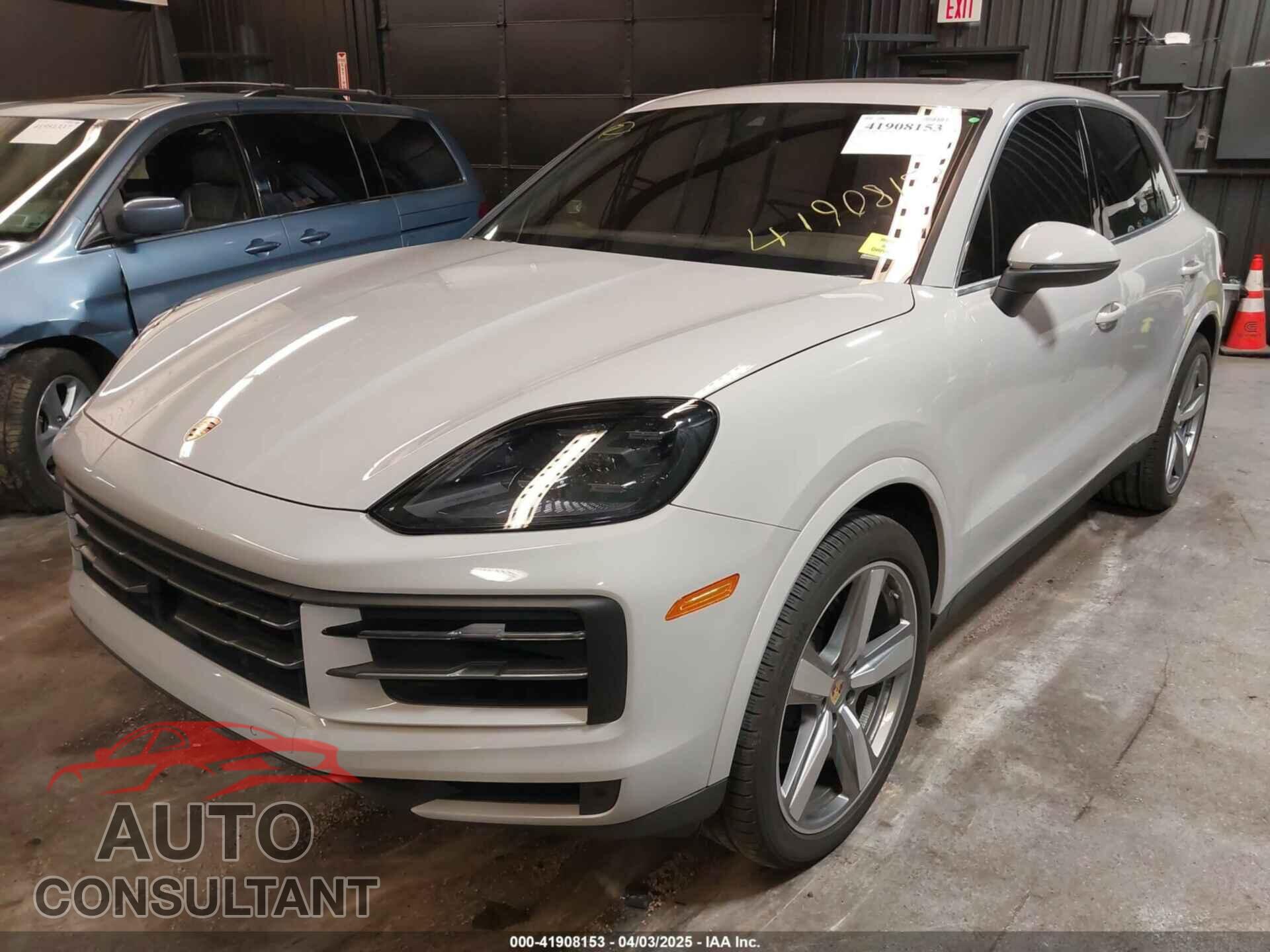 PORSCHE CAYENNE 2024 - WP1AA2AY5RDA01585