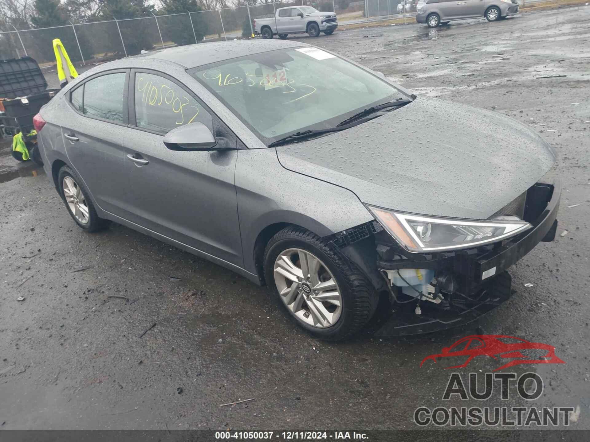 HYUNDAI ELANTRA 2019 - 5NPD84LF0KH475901