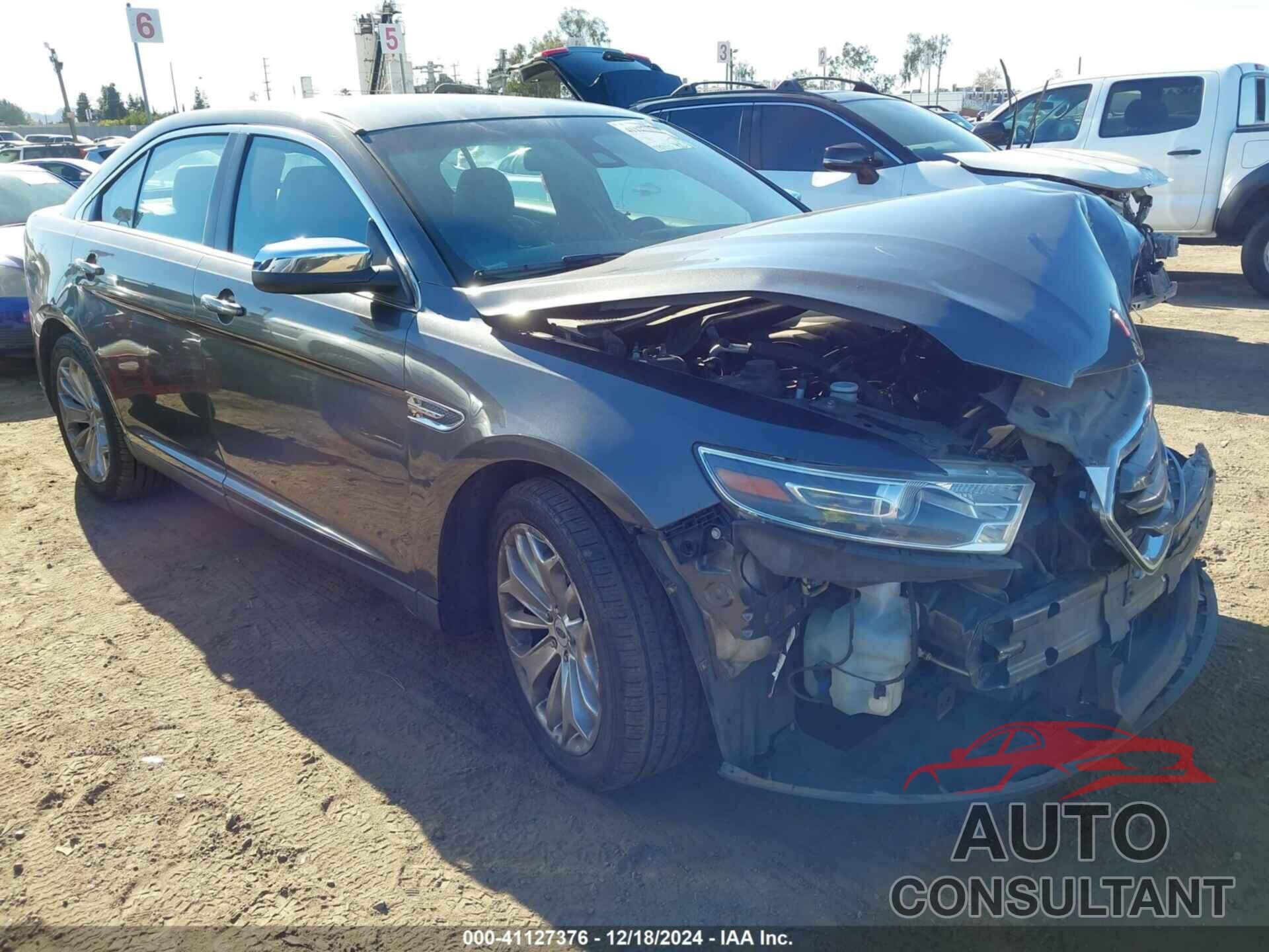 FORD TAURUS 2019 - 1FAHP2F84KG118320