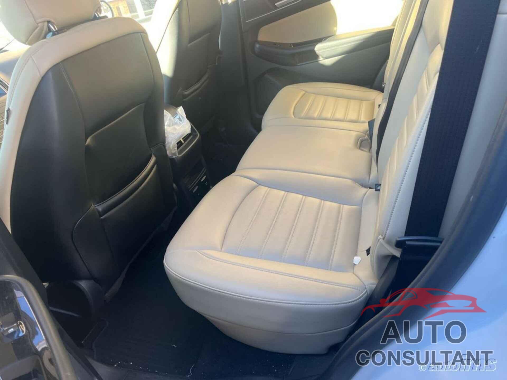 FORD EDGE 2019 - 2FMPK3J96KBC28511