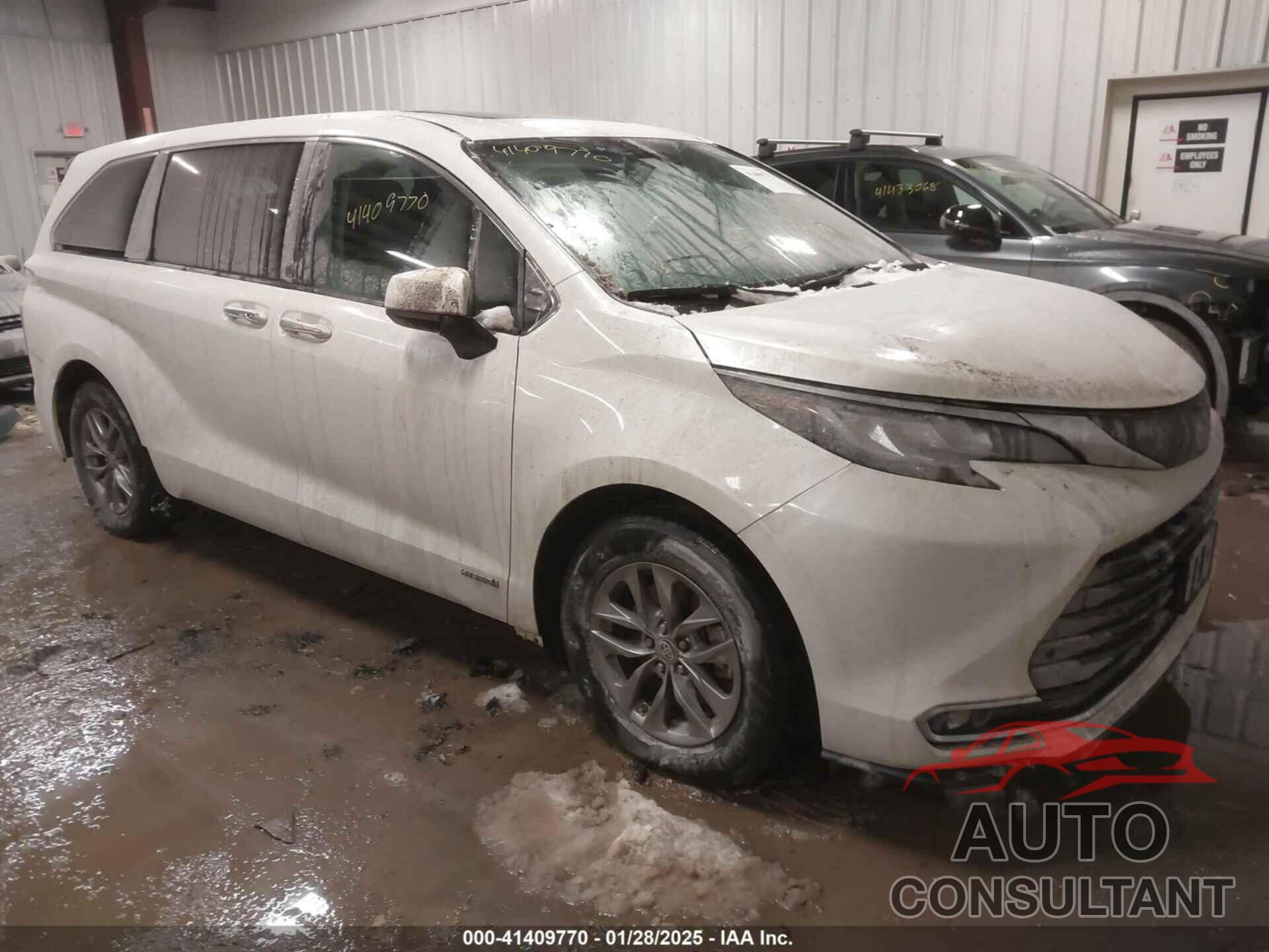 TOYOTA SIENNA 2021 - 5TDYSKFCXMS003131