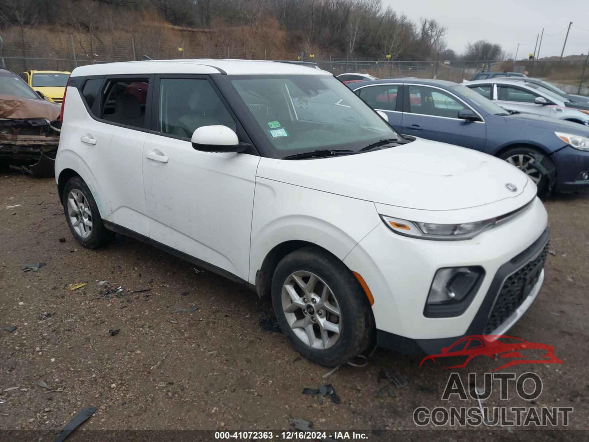KIA SOUL 2020 - KNDJ23AU9L7010099