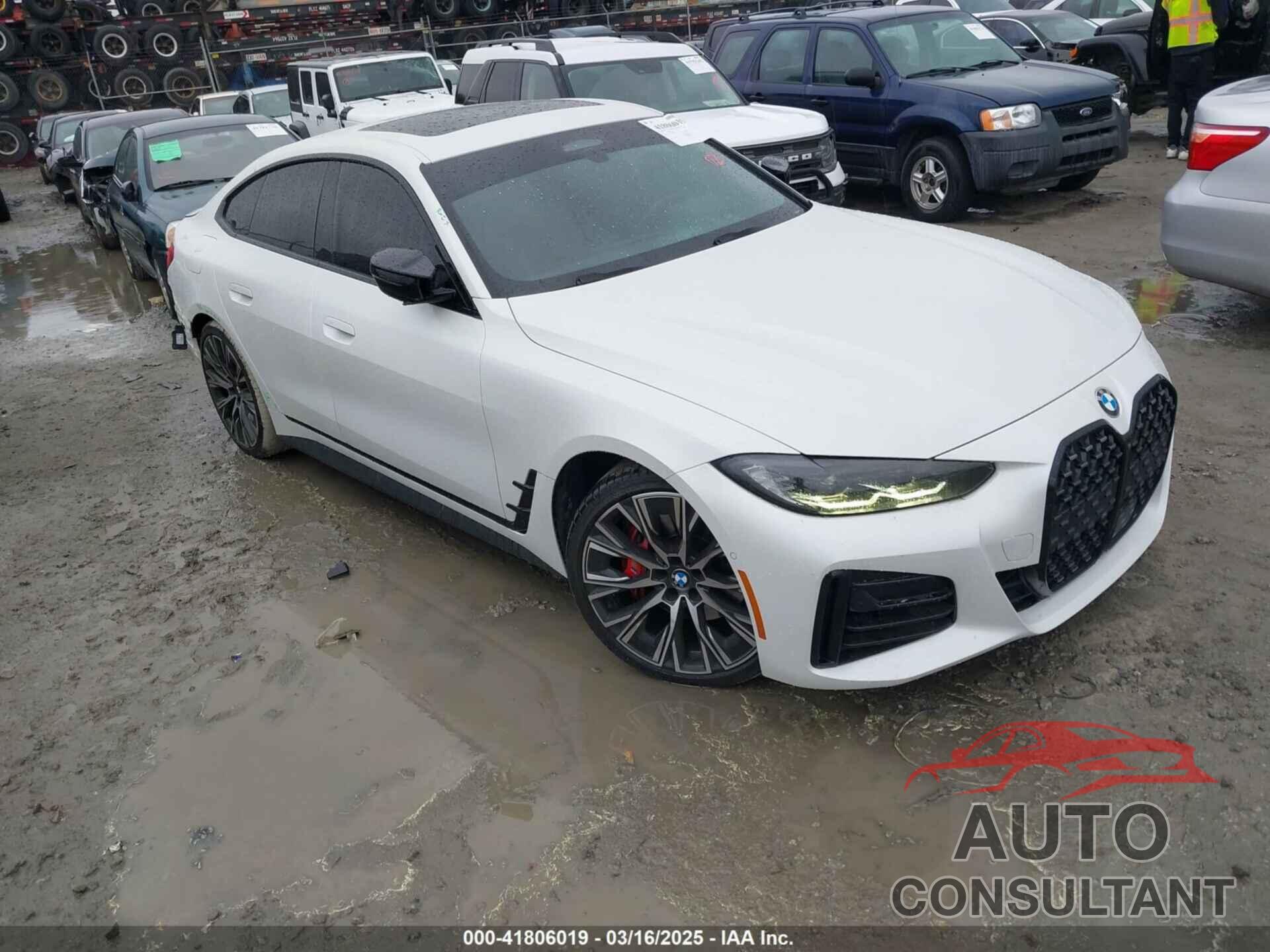 BMW M440I GRAN COUPE 2022 - WBA13AW09NFM30121