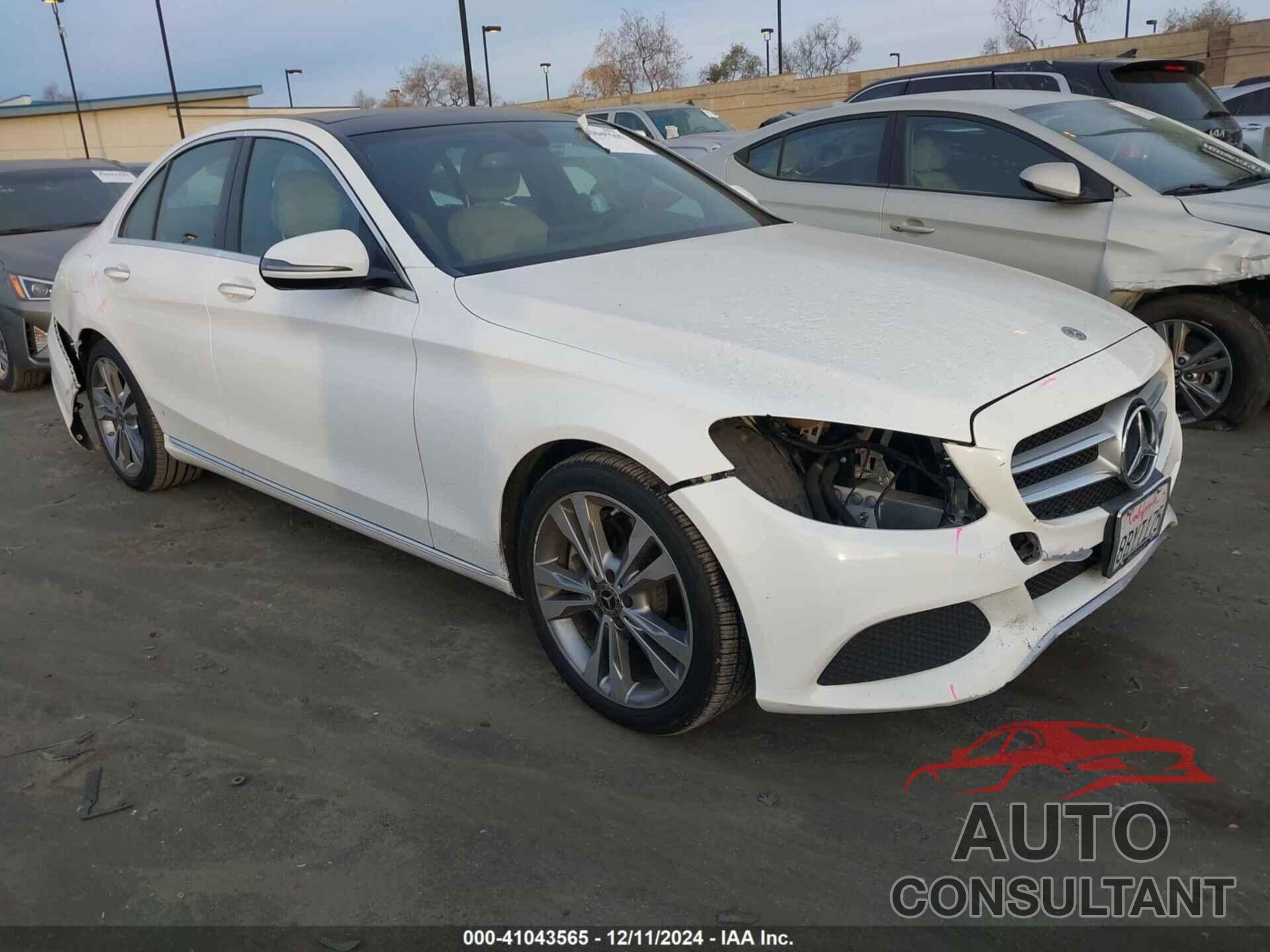 MERCEDES-BENZ C 300 2018 - 55SWF4JB2JU259008