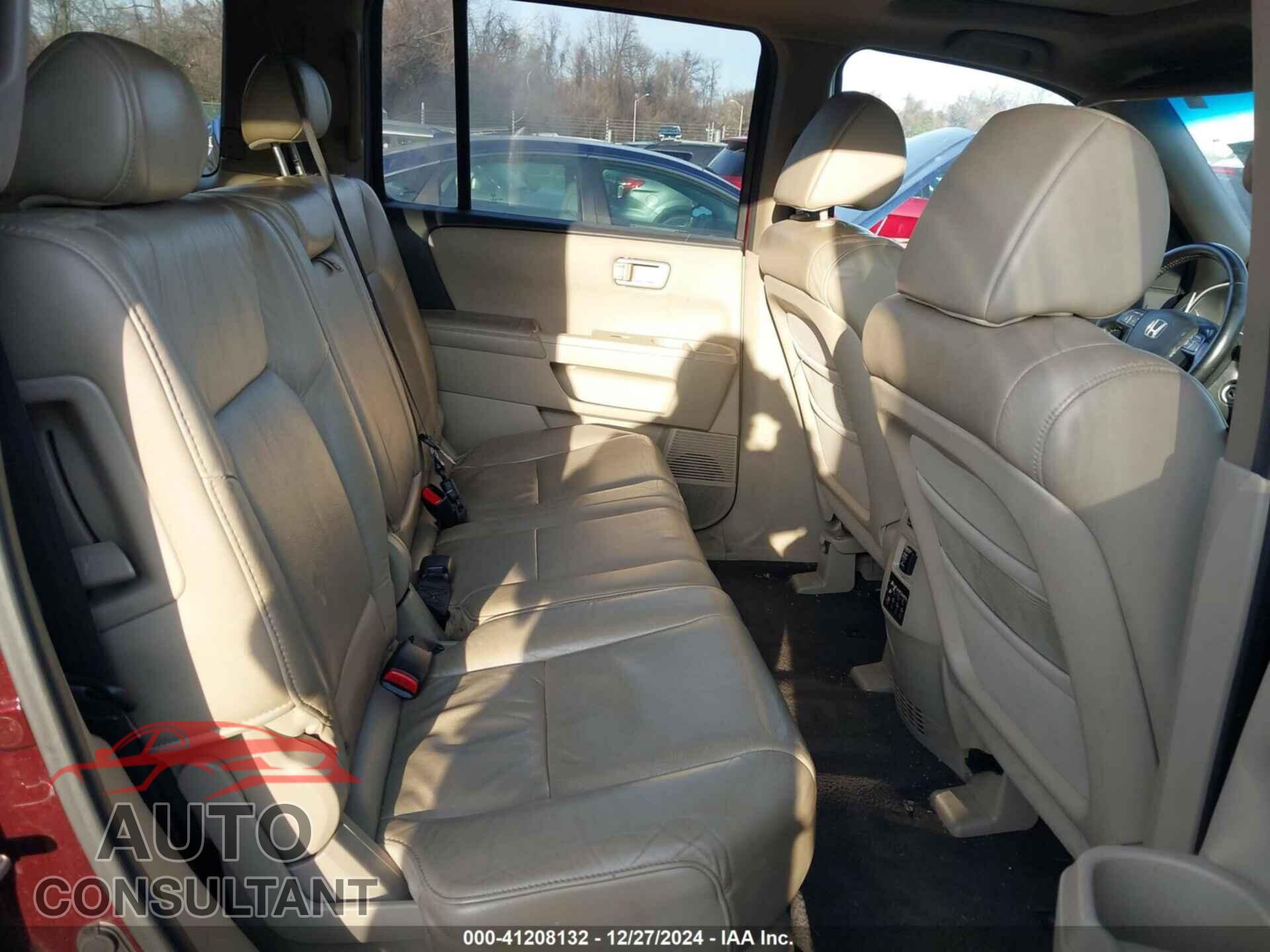 HONDA PILOT 2010 - 5FNYF4H63AB024264