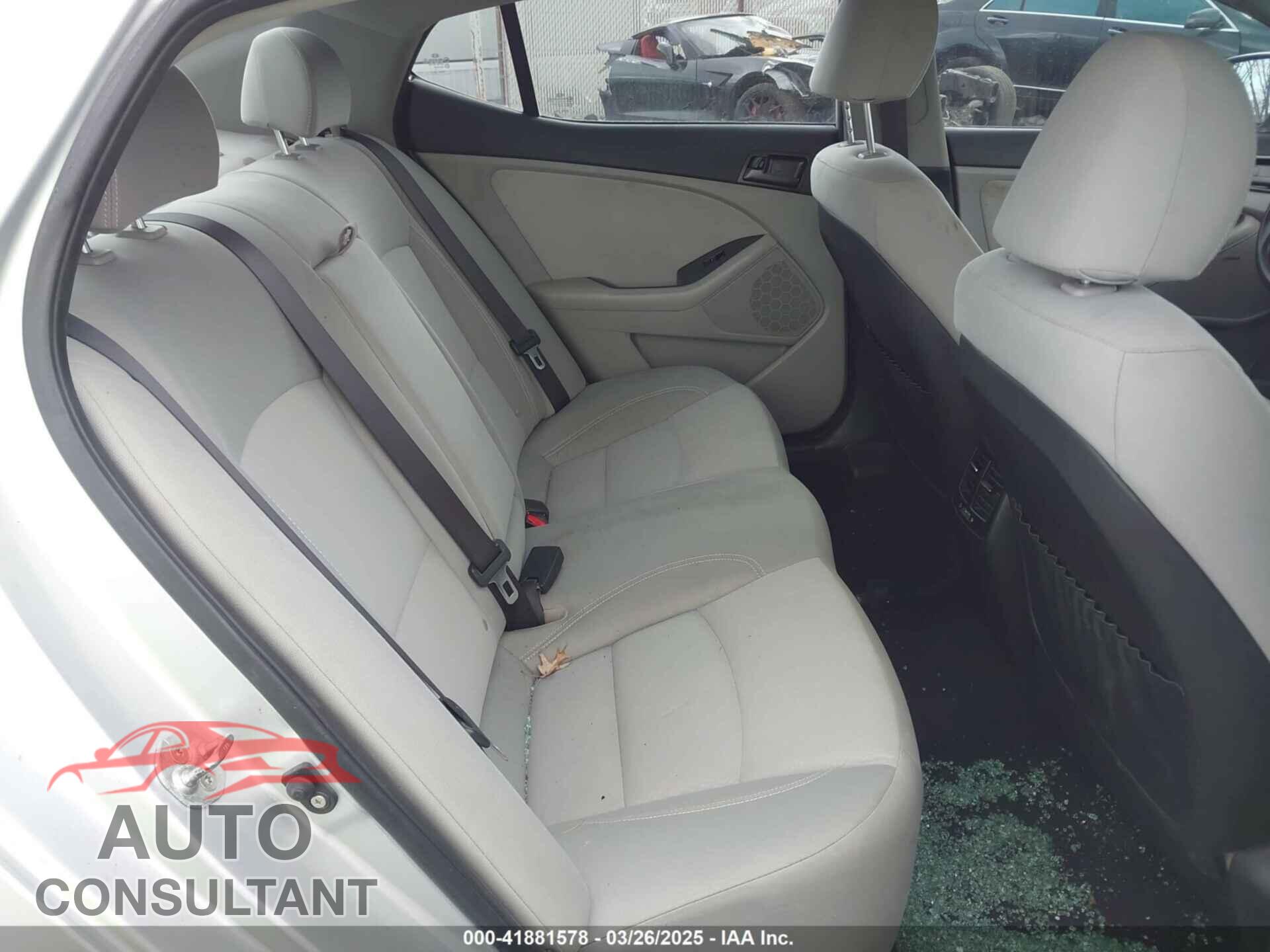 KIA OPTIMA 2012 - KNAGM4A70C5280464