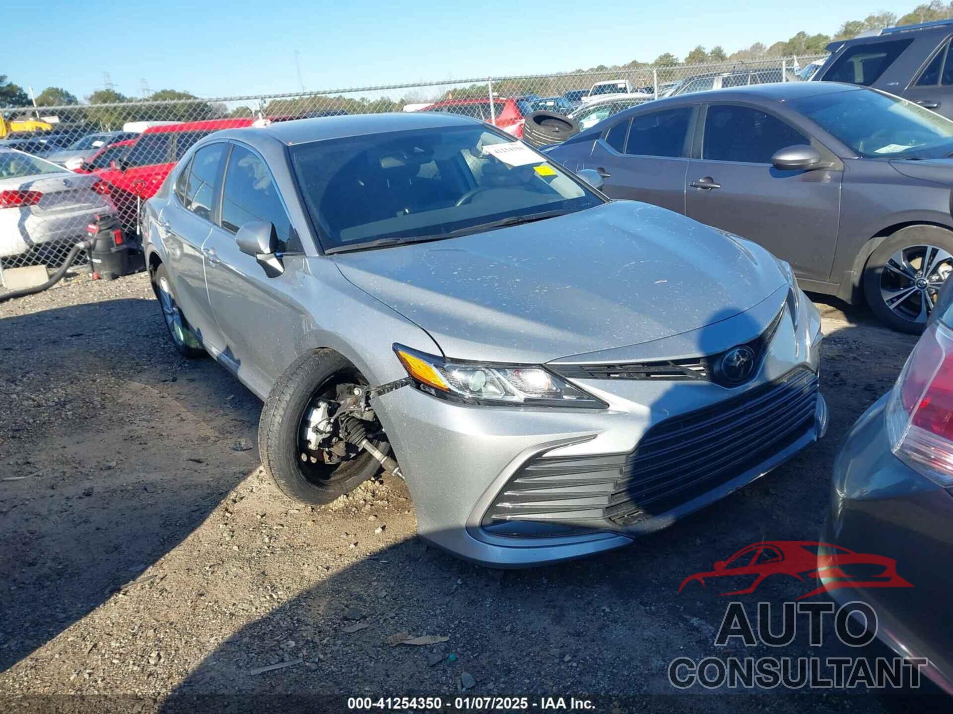 TOYOTA CAMRY 2023 - 4T1C11AK2PU747355