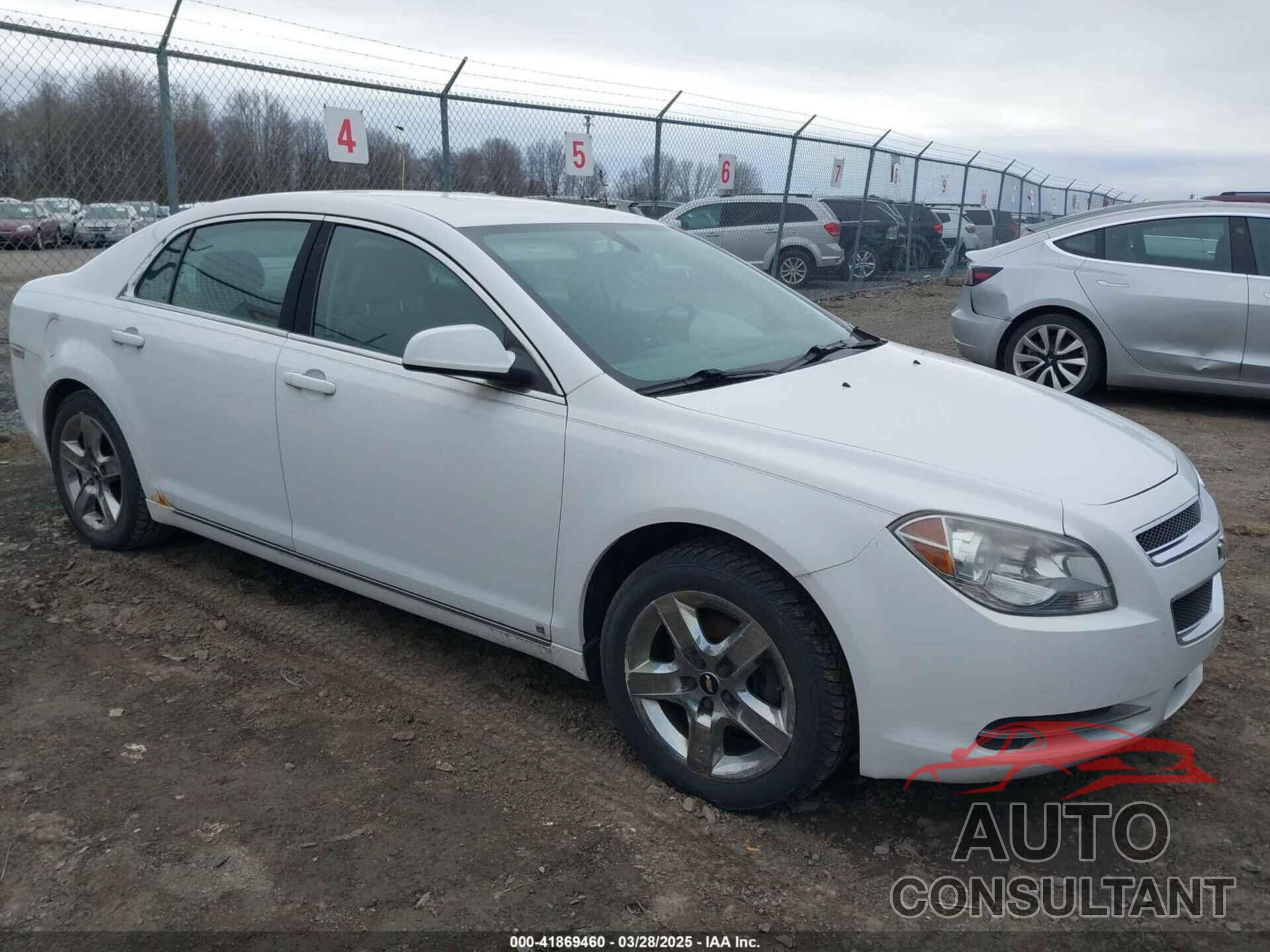 CHEVROLET MALIBU 2009 - 1G1ZH57BX9F131170