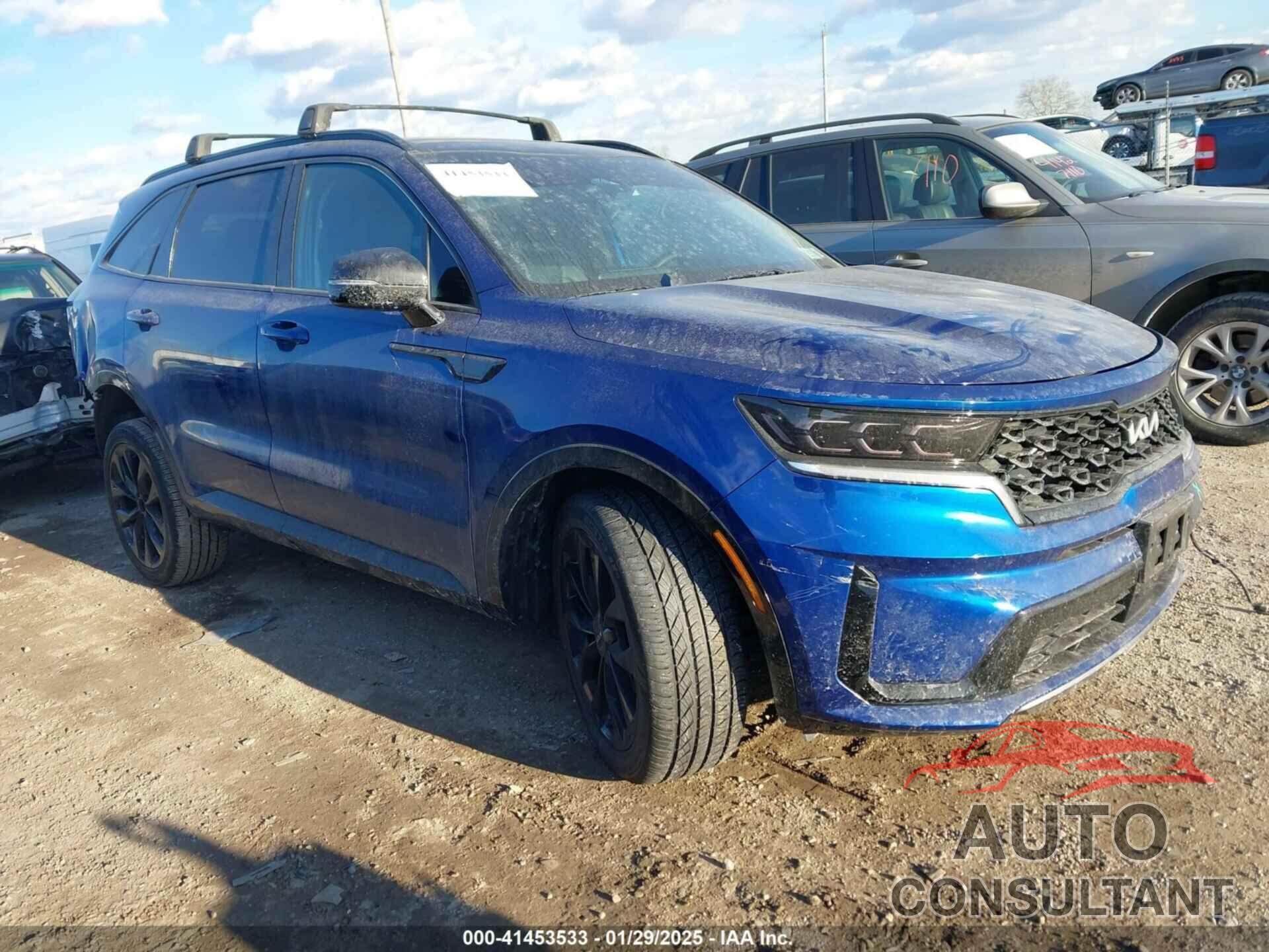 KIA SORENTO 2023 - 5XYRKDLF3PG196545