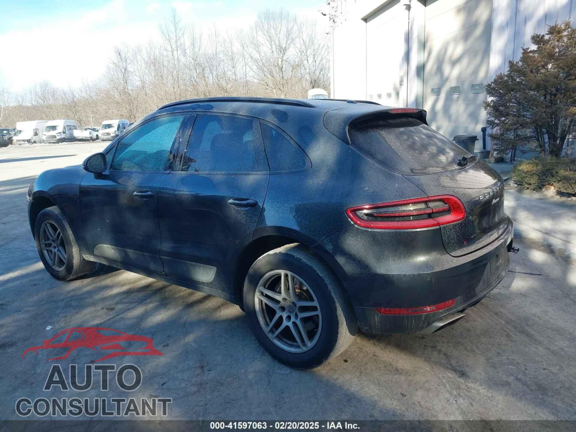 PORSCHE MACAN 2017 - WP1AA2A57HLB03299