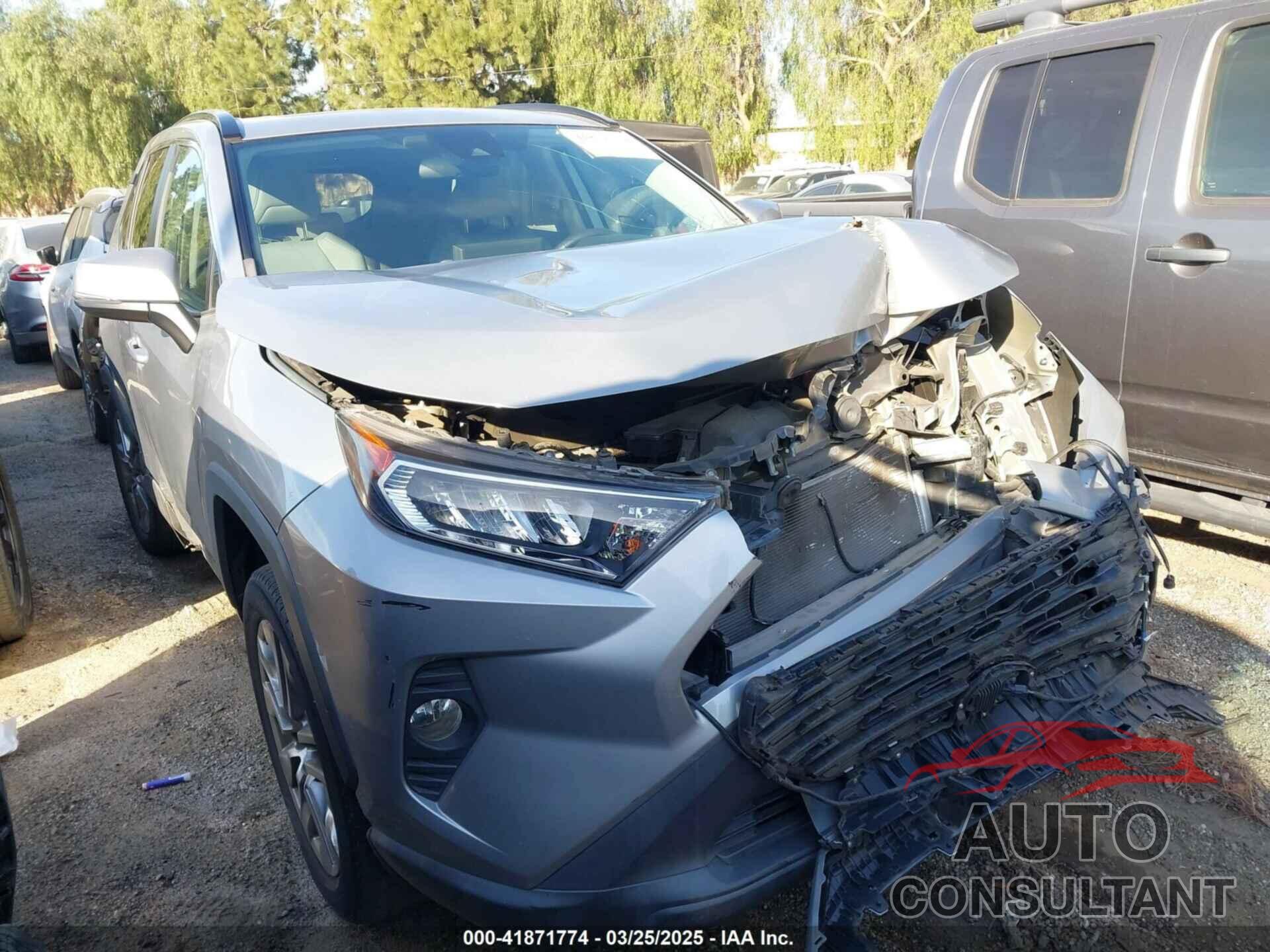 TOYOTA RAV4 2019 - 2T3C1RFV9KW055093
