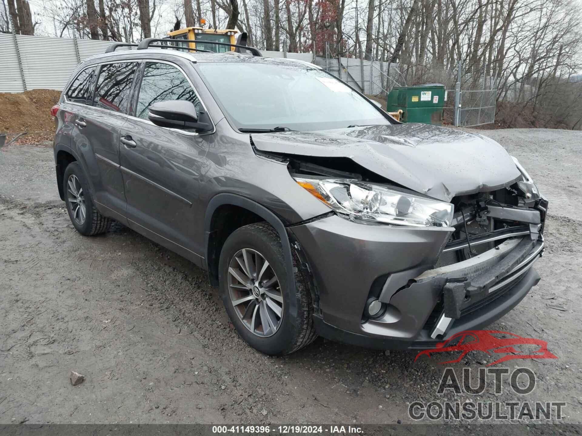 TOYOTA HIGHLANDER 2018 - 5TDJZRFH9JS877919