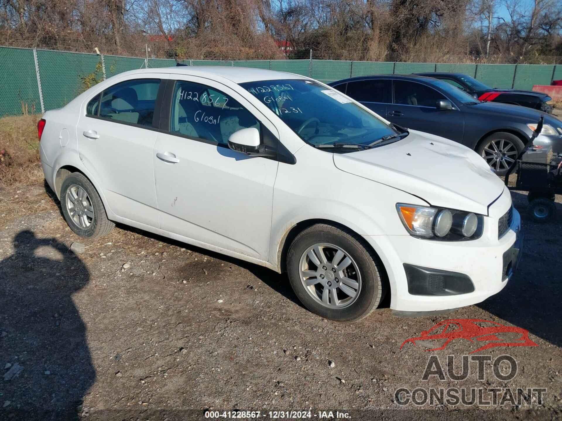 CHEVROLET SONIC 2012 - 1G1JA5SH4C4208955