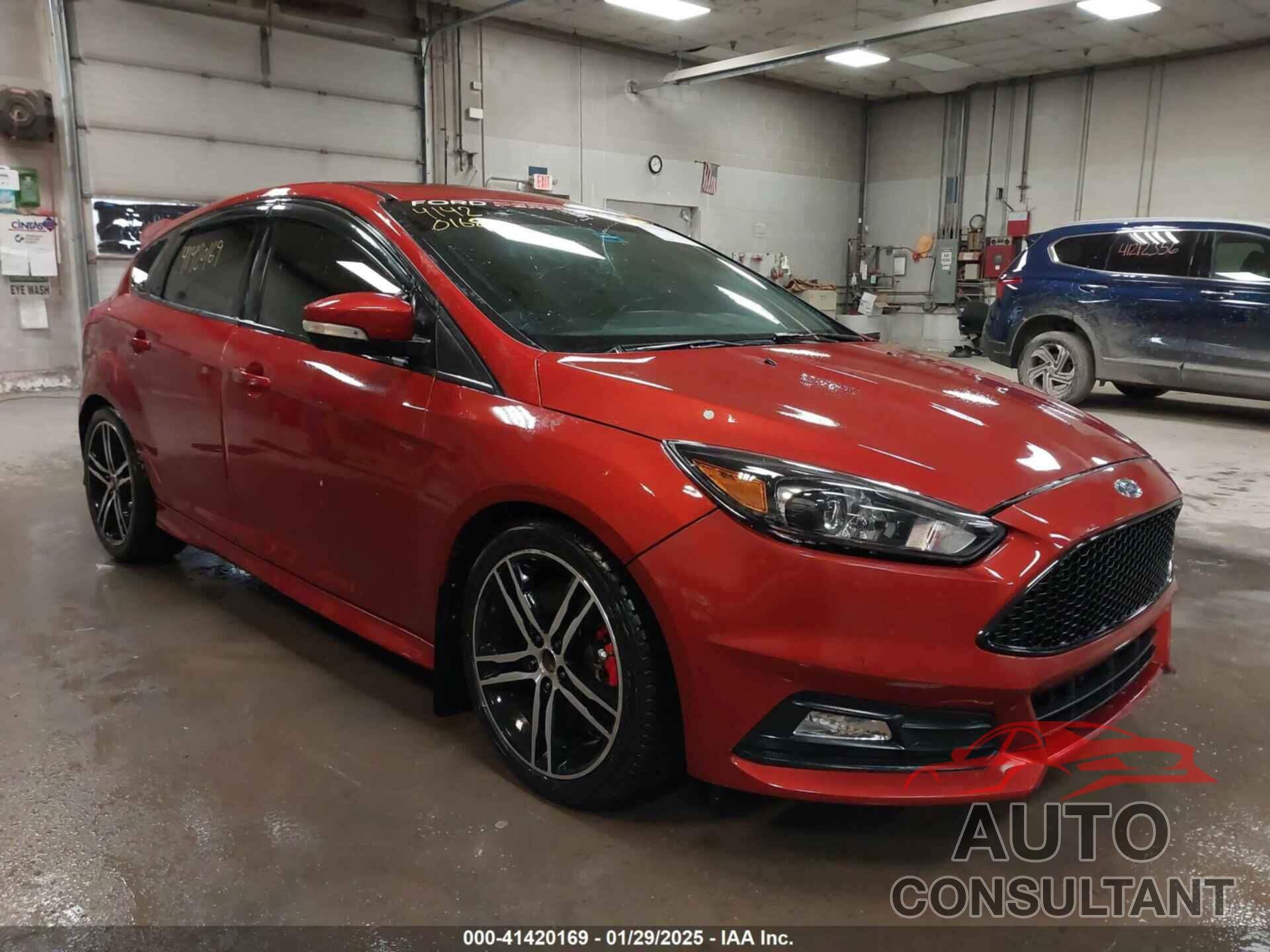 FORD FOCUS ST 2018 - 1FADP3L99JL306466