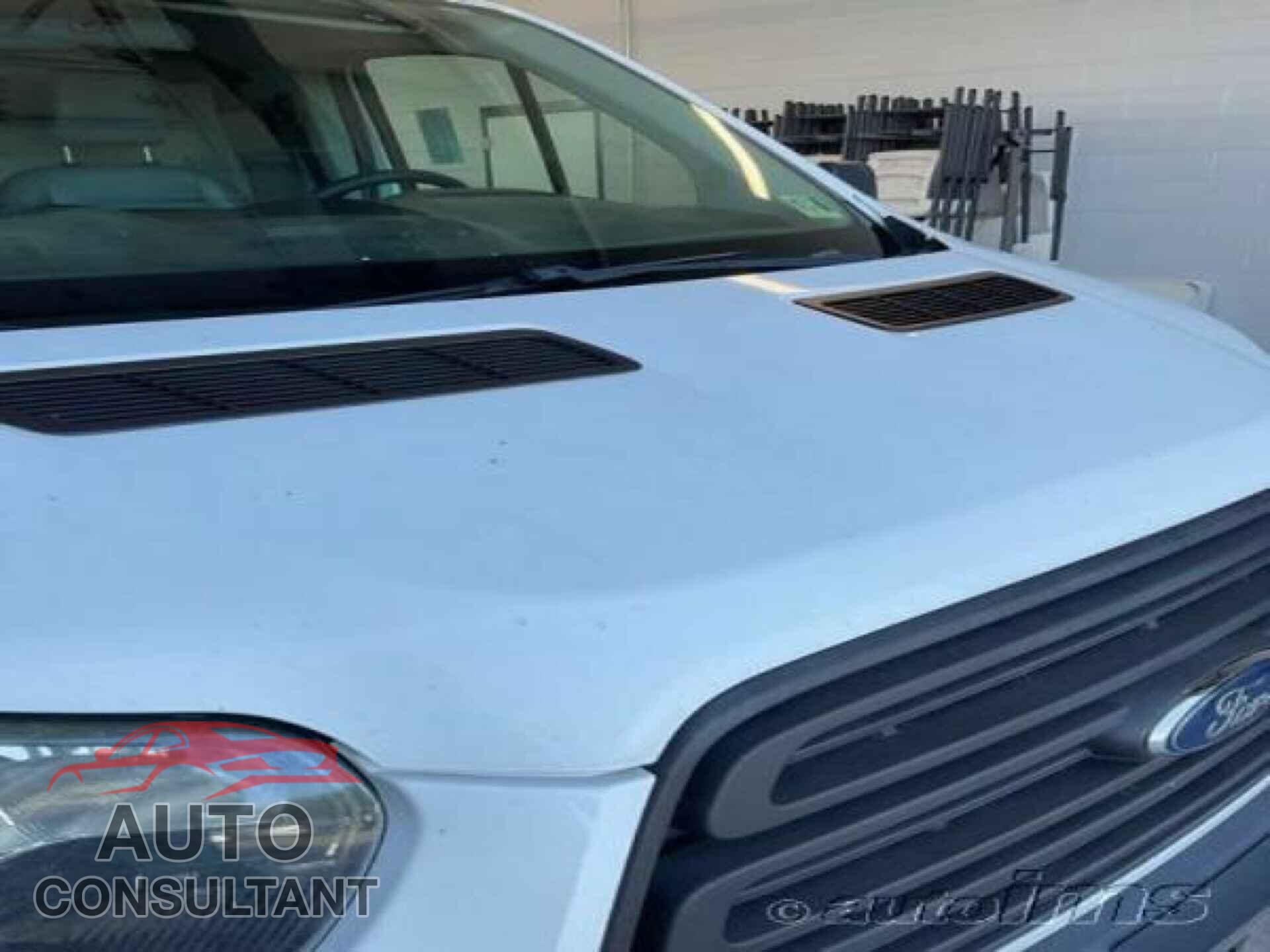 FORD TRANSIT 2015 - 1FTNE1YM1FKB01050