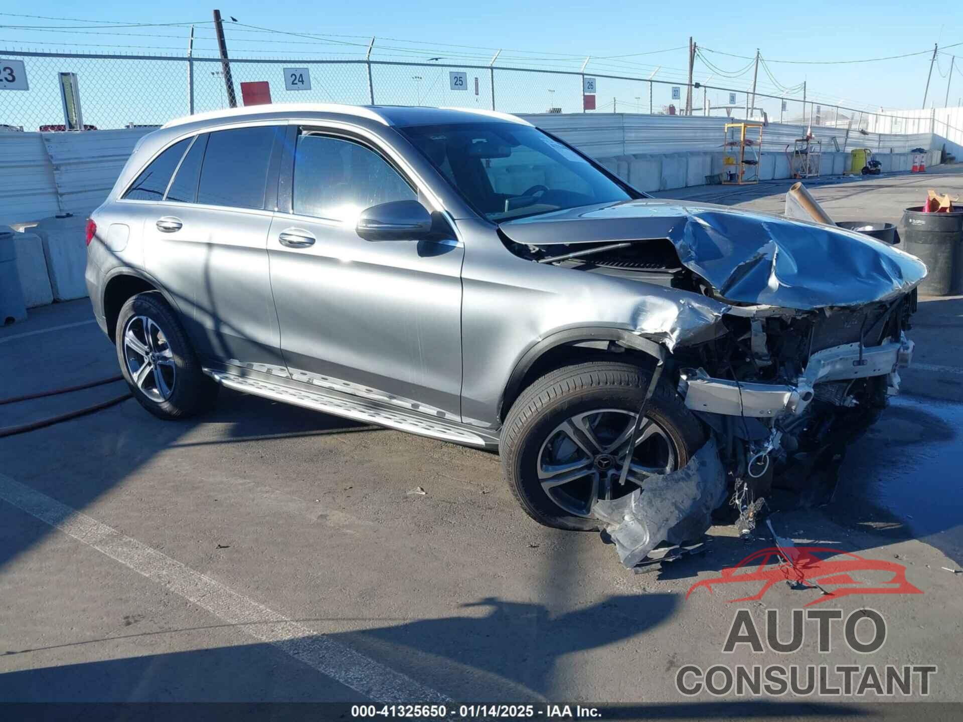 MERCEDES-BENZ GLC 300 2018 - WDC0G4JBXJV019852