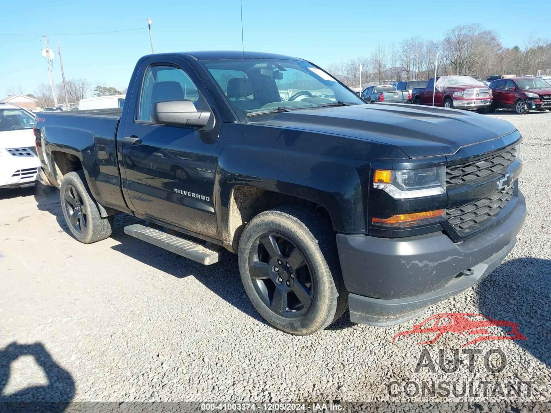 CHEVROLET SILVERADO 1500 2018 - 1GCNKNEHXJZ151727