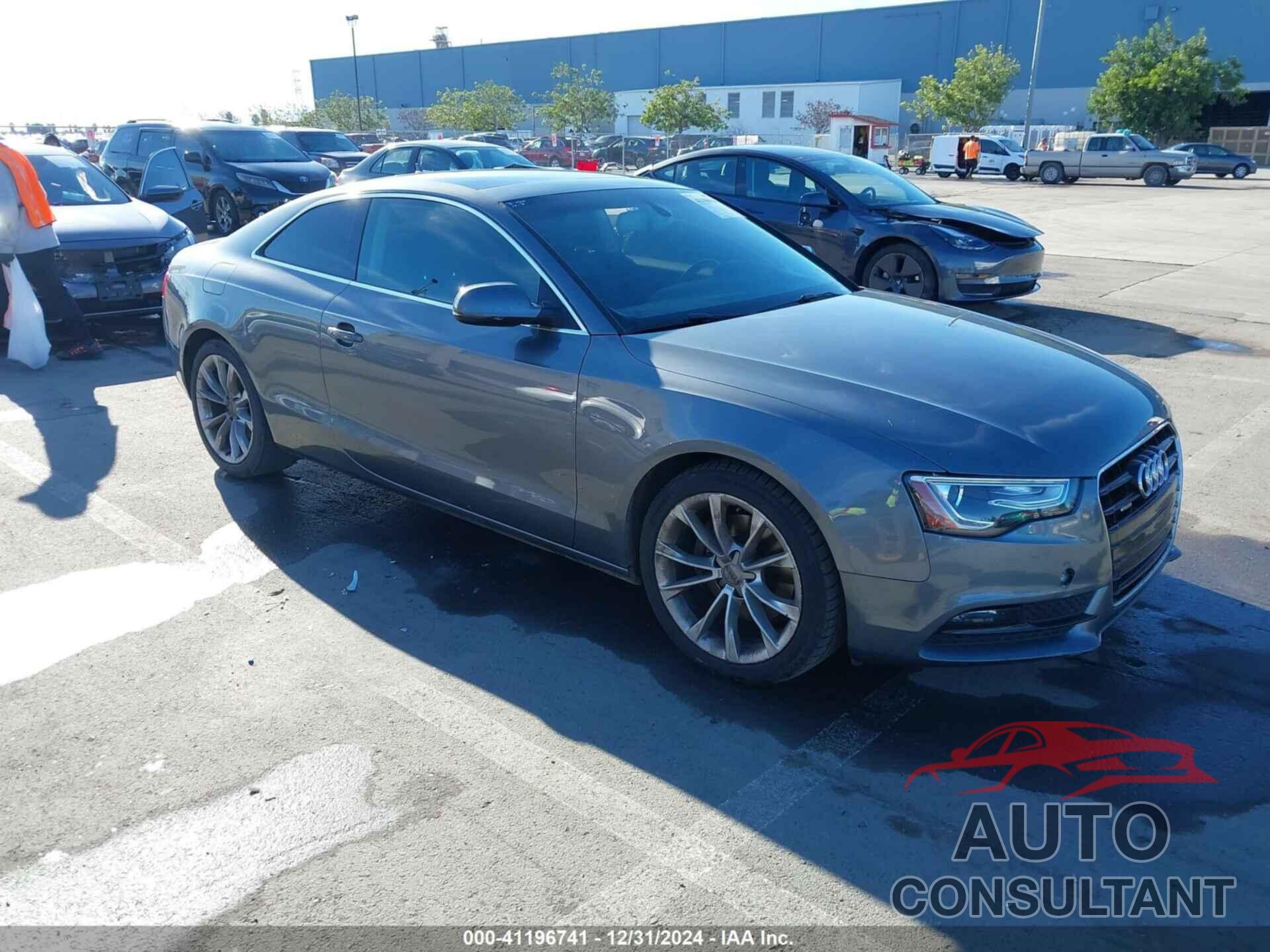 AUDI A5 2013 - WAULFAFR7DA061754