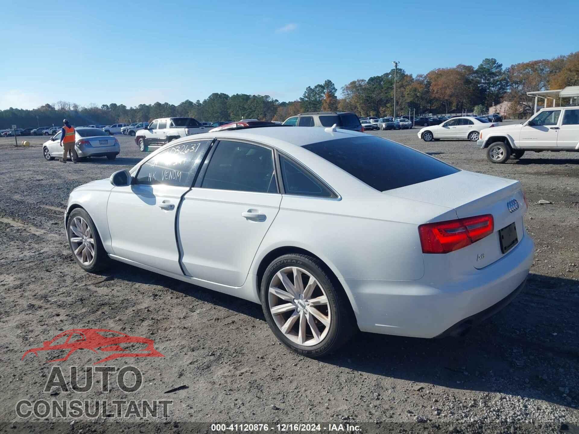 AUDI A6 2013 - WAUCFAFC6DN032637
