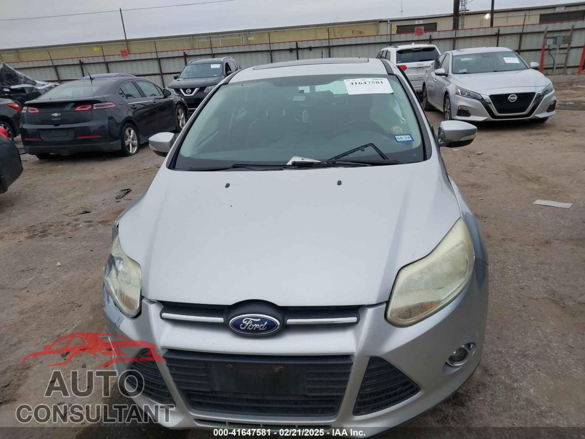 FORD FOCUS 2013 - 1FADP3K25DL246873