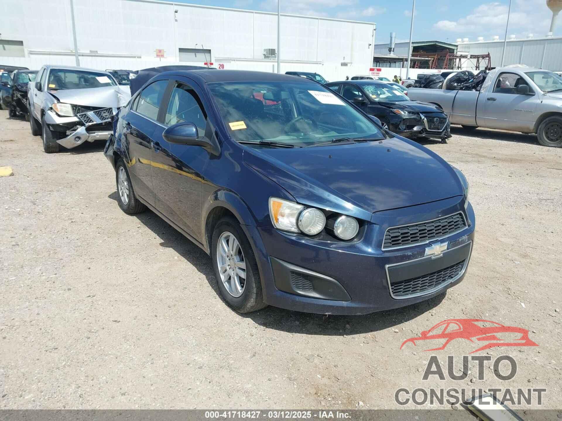 CHEVROLET SONIC 2016 - 1G1JC5SH3G4134878