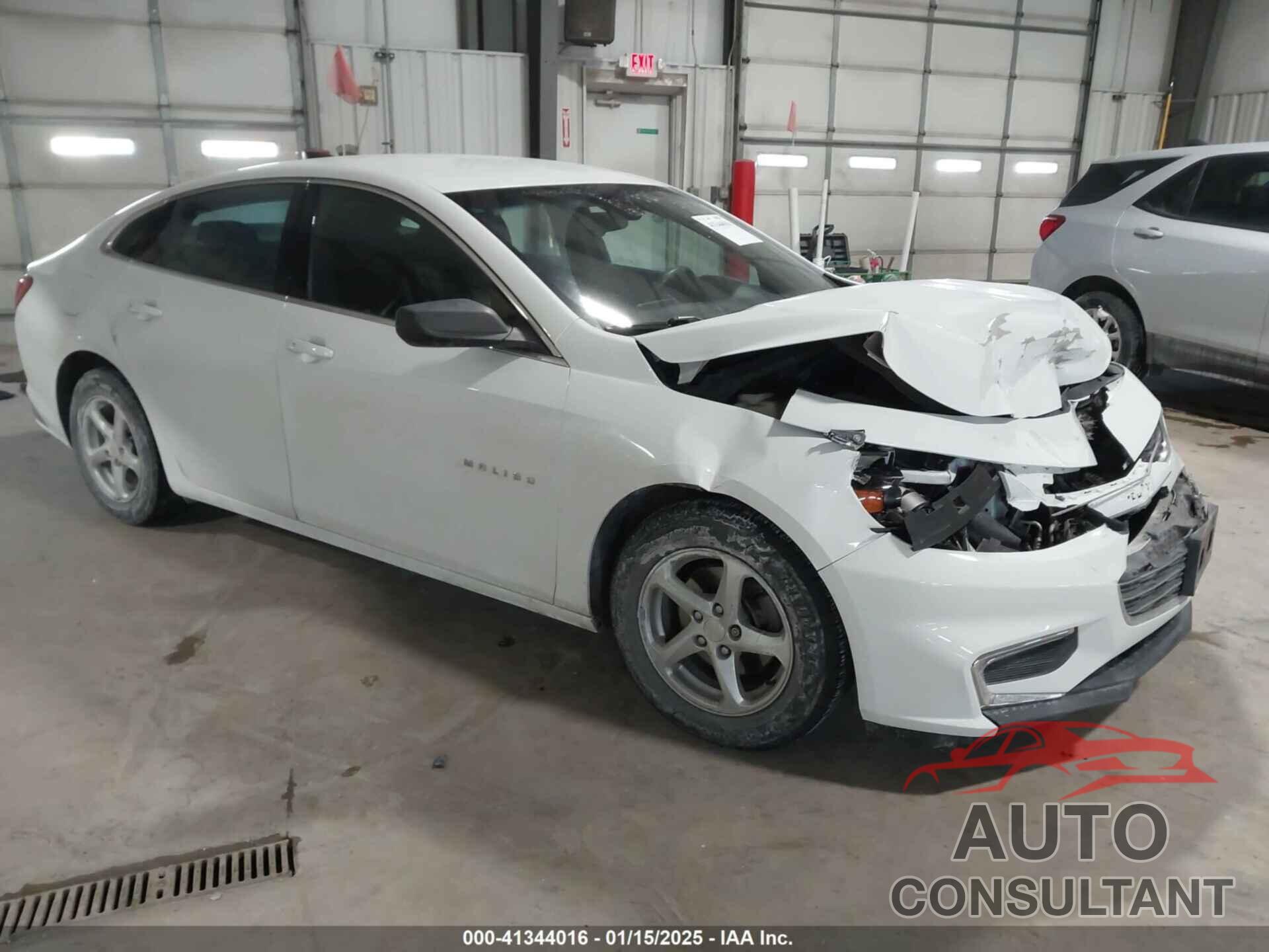 CHEVROLET MALIBU 2018 - 1G1ZB5ST3JF132070