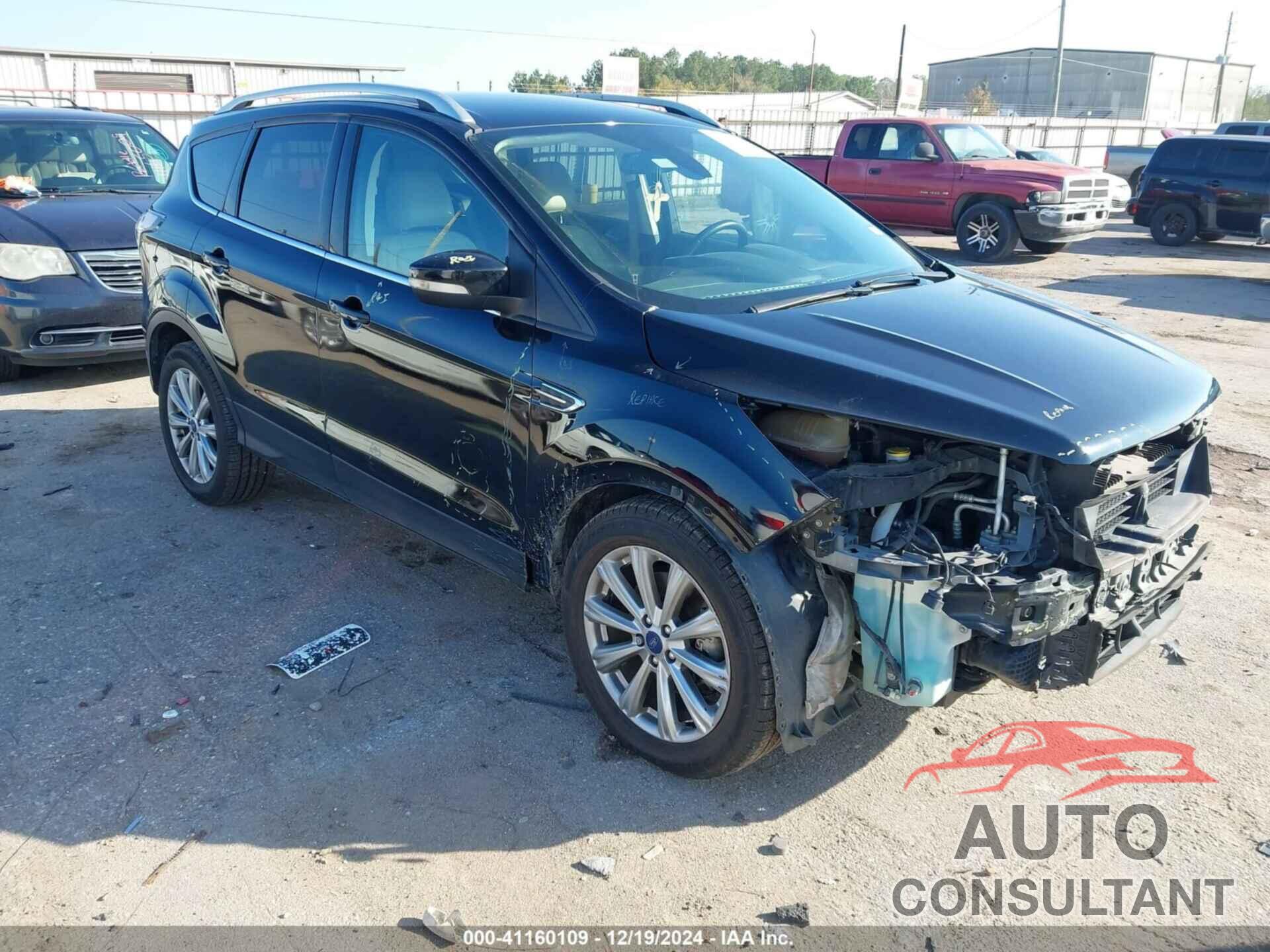 FORD ESCAPE 2017 - 1FMCU0J97HUA09227