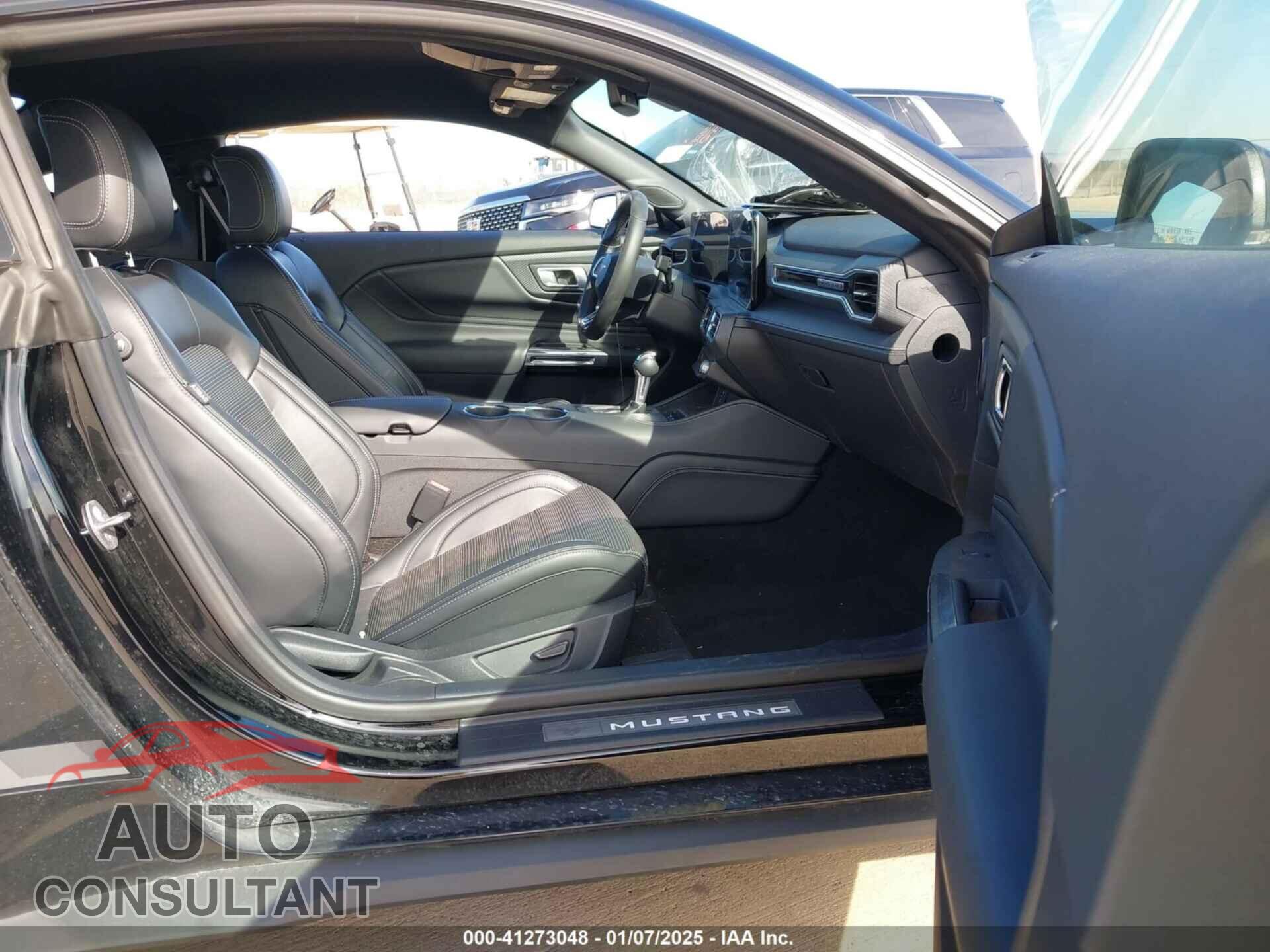 FORD MUSTANG 2024 - 1FA6P8TH1R5109644