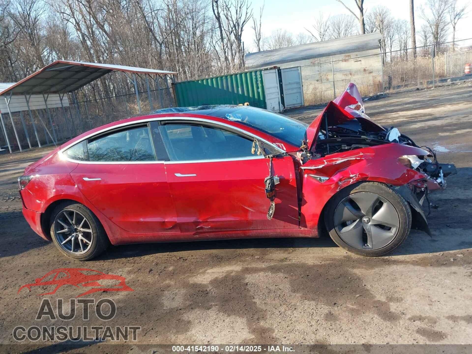TESLA MODEL 3 2018 - 5YJ3E1EB4JF065581