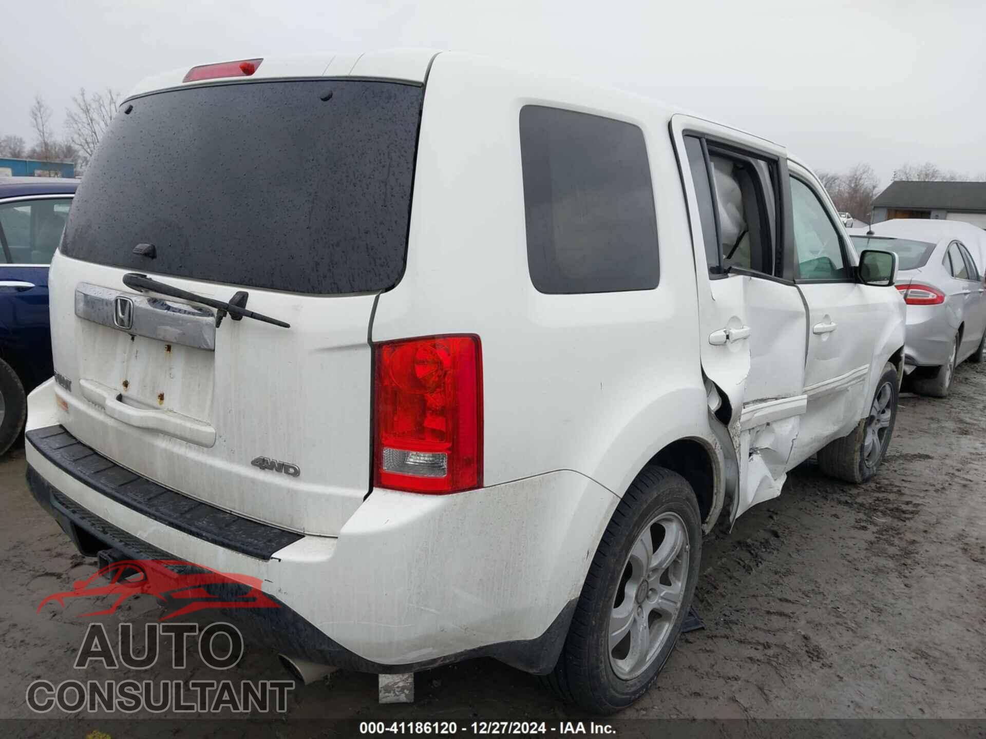 HONDA PILOT 2015 - 5FNYF4H4XFB018564