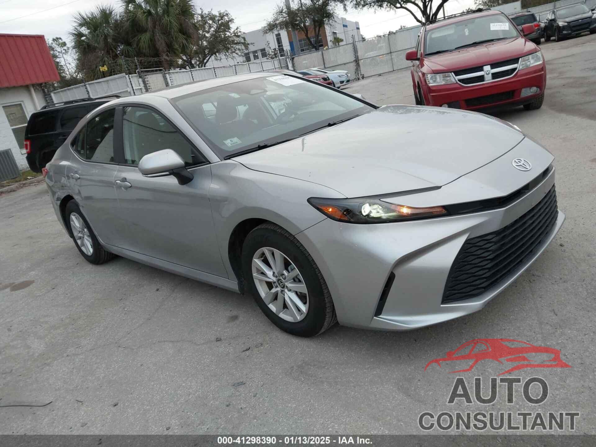 TOYOTA CAMRY 2025 - 4T1DAACK8SU006704