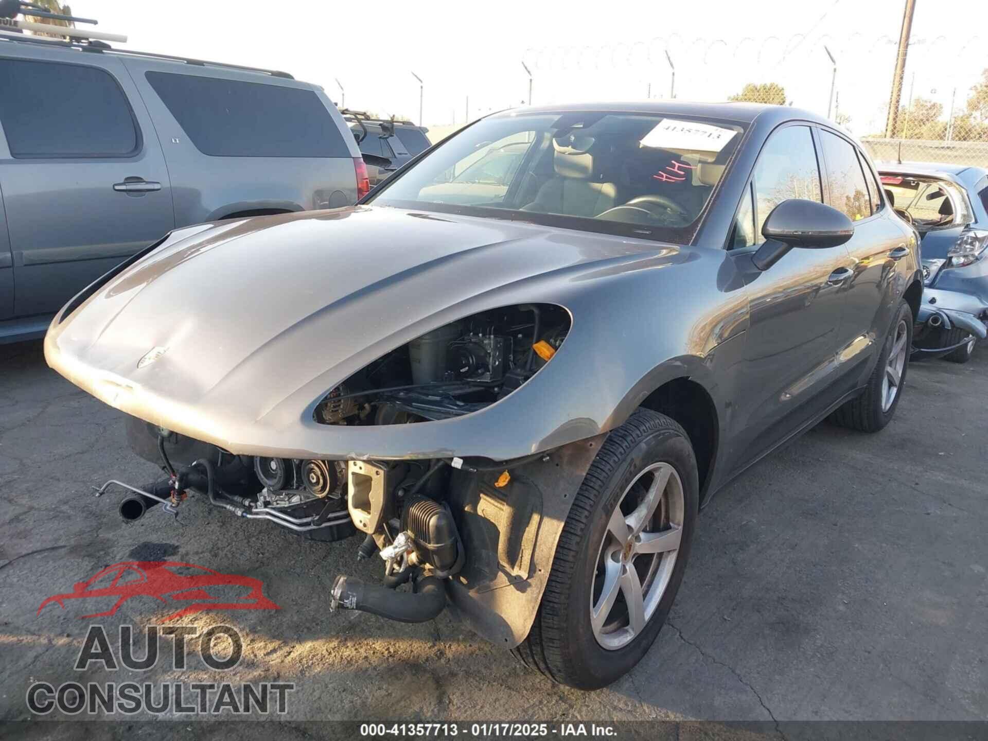 PORSCHE MACAN 2018 - WP1AA2A51JLB14059