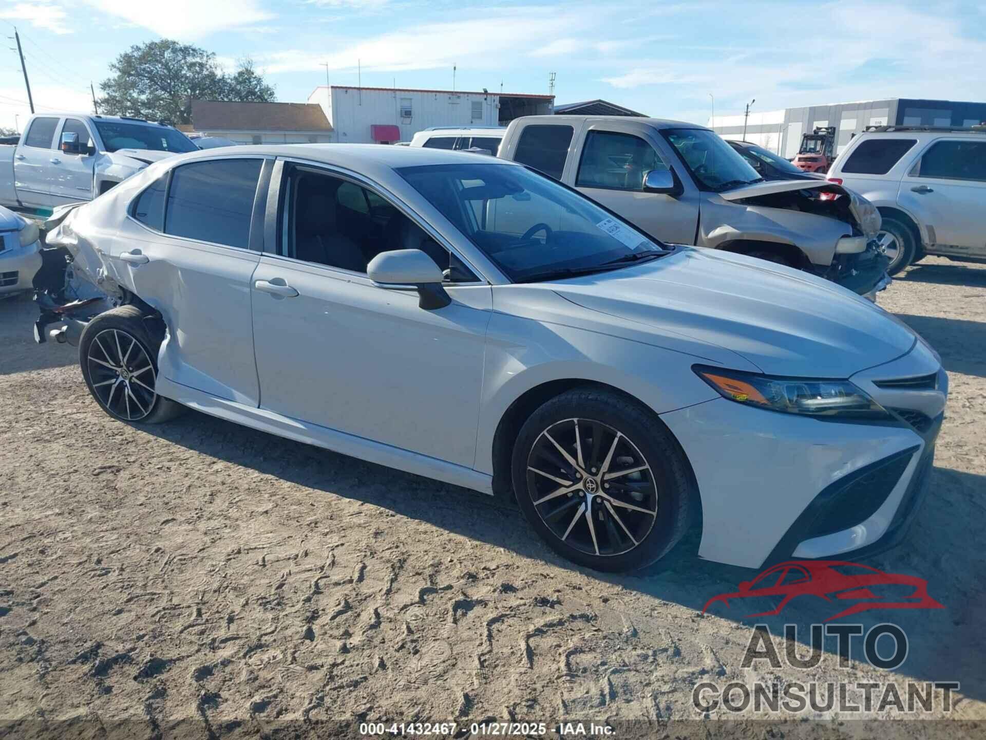 TOYOTA CAMRY 2023 - 4T1G11AK0PU123314