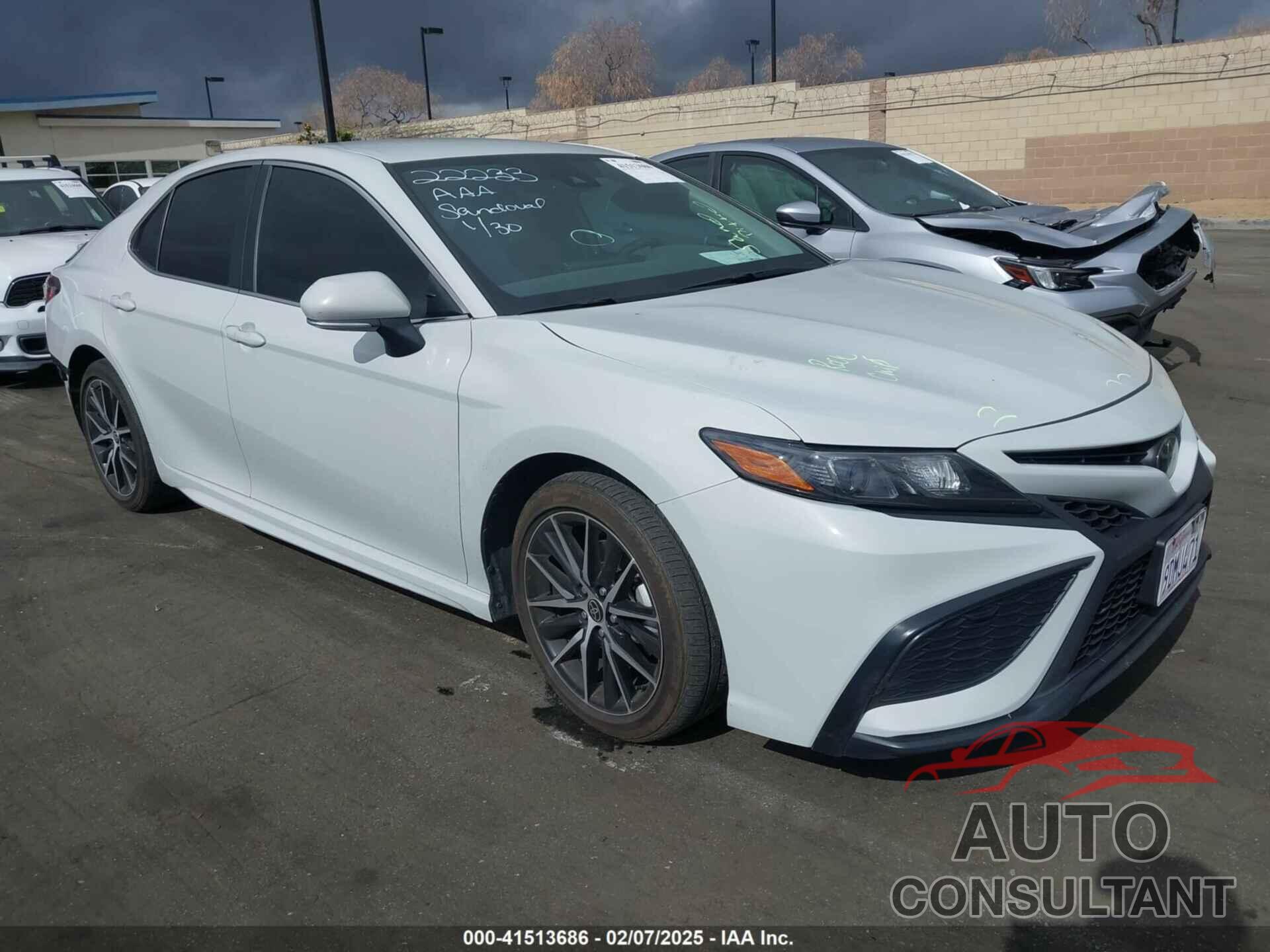 TOYOTA CAMRY 2023 - 4T1G11AK3PU105230