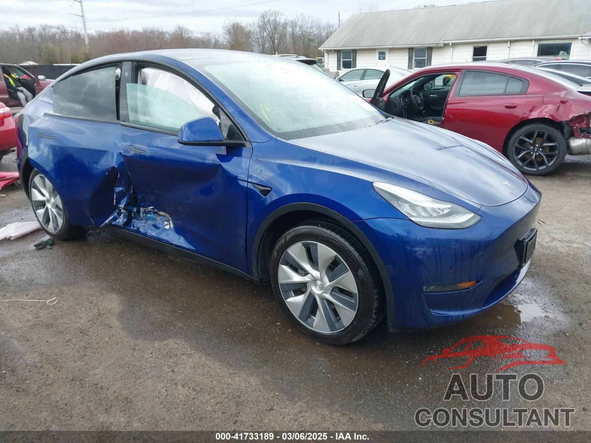 TESLA MODEL Y 2020 - 5YJYGDEE7LF010394